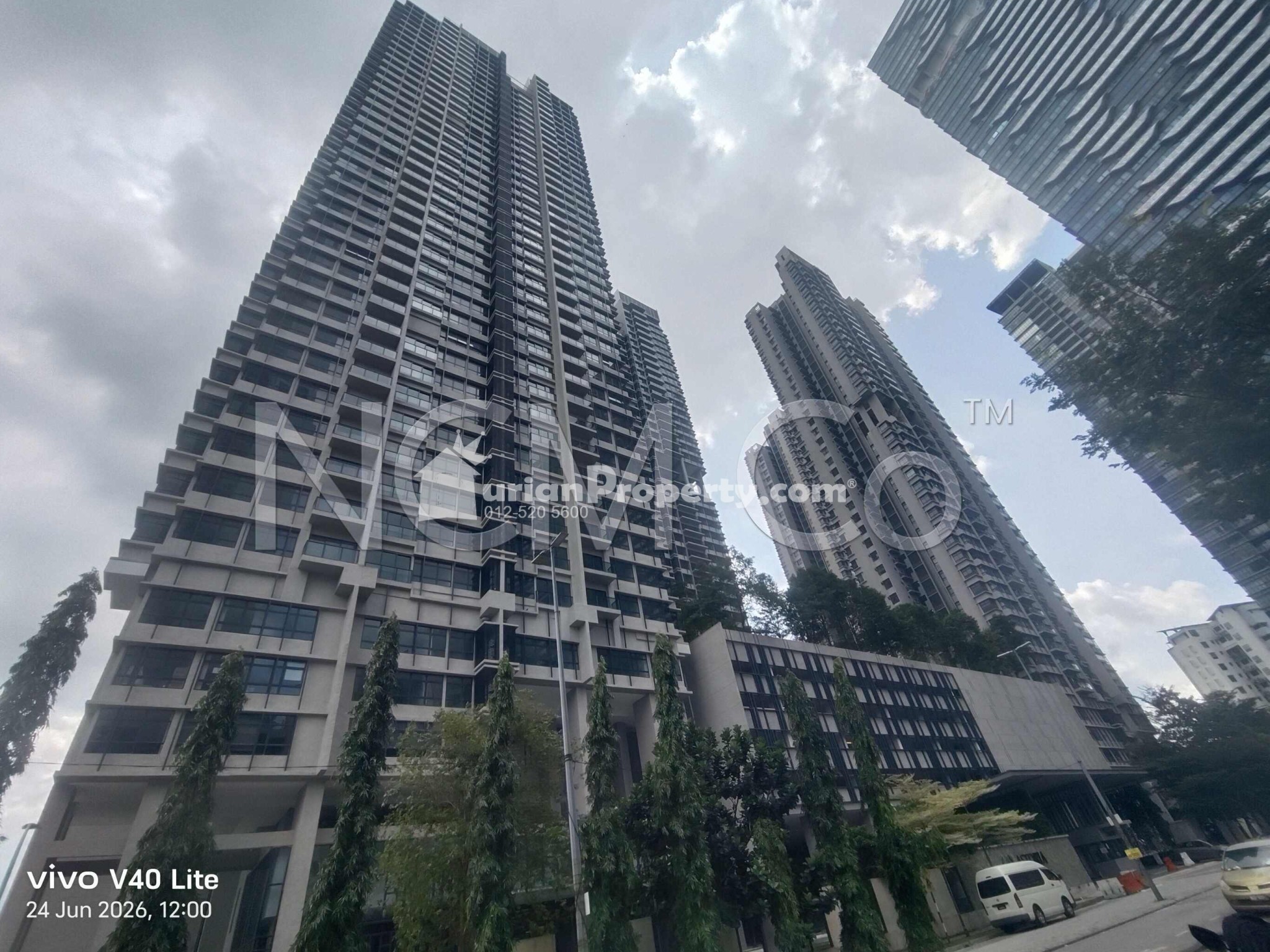 Serviced Residence For Auction at Astoria