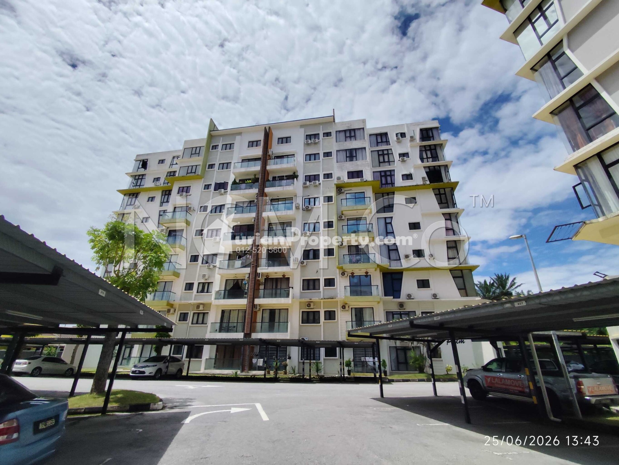 Penthouse For Auction at Panorama Lapangan Perdana