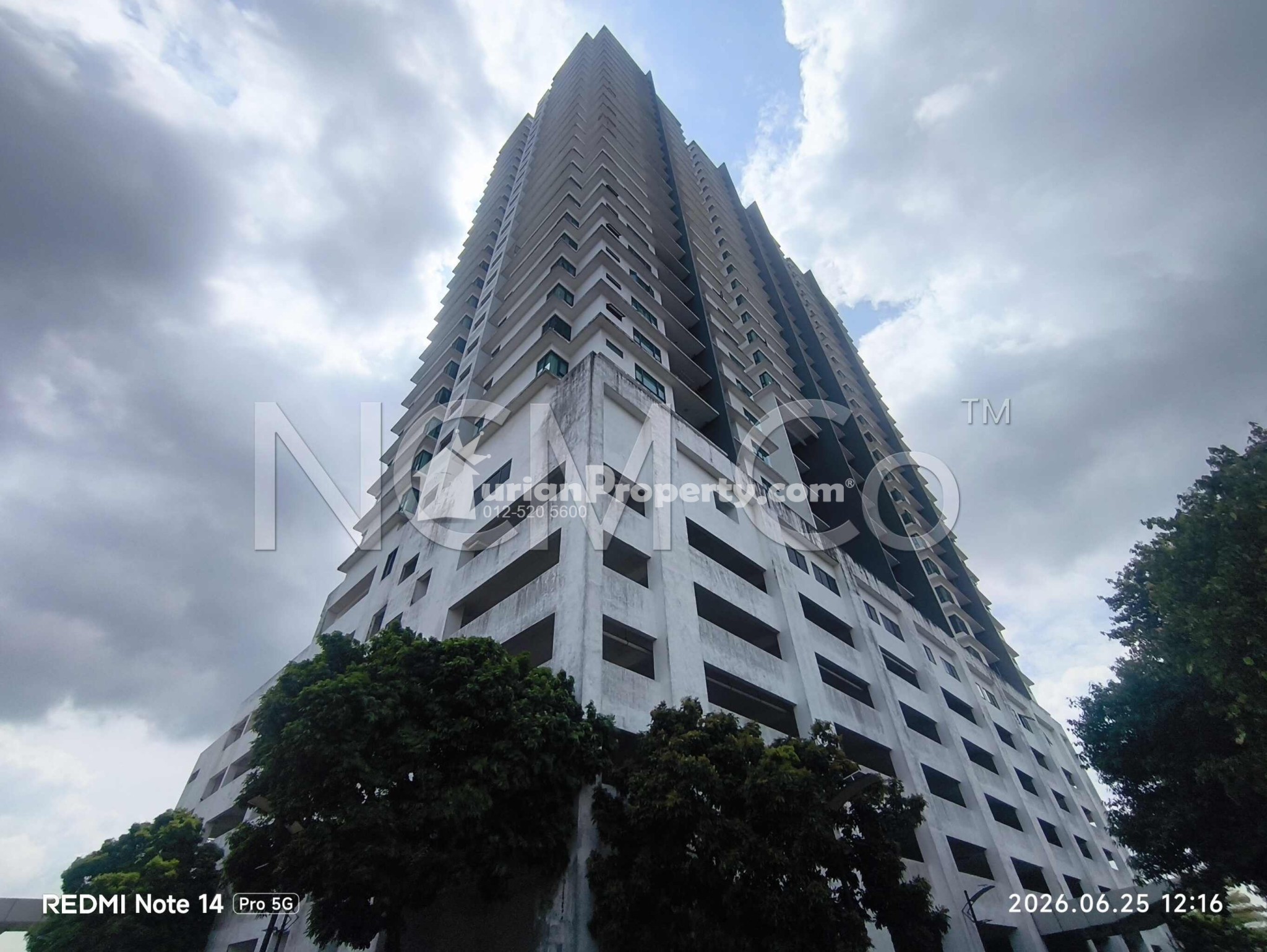 Serviced Residence For Auction at The Raffles Suites