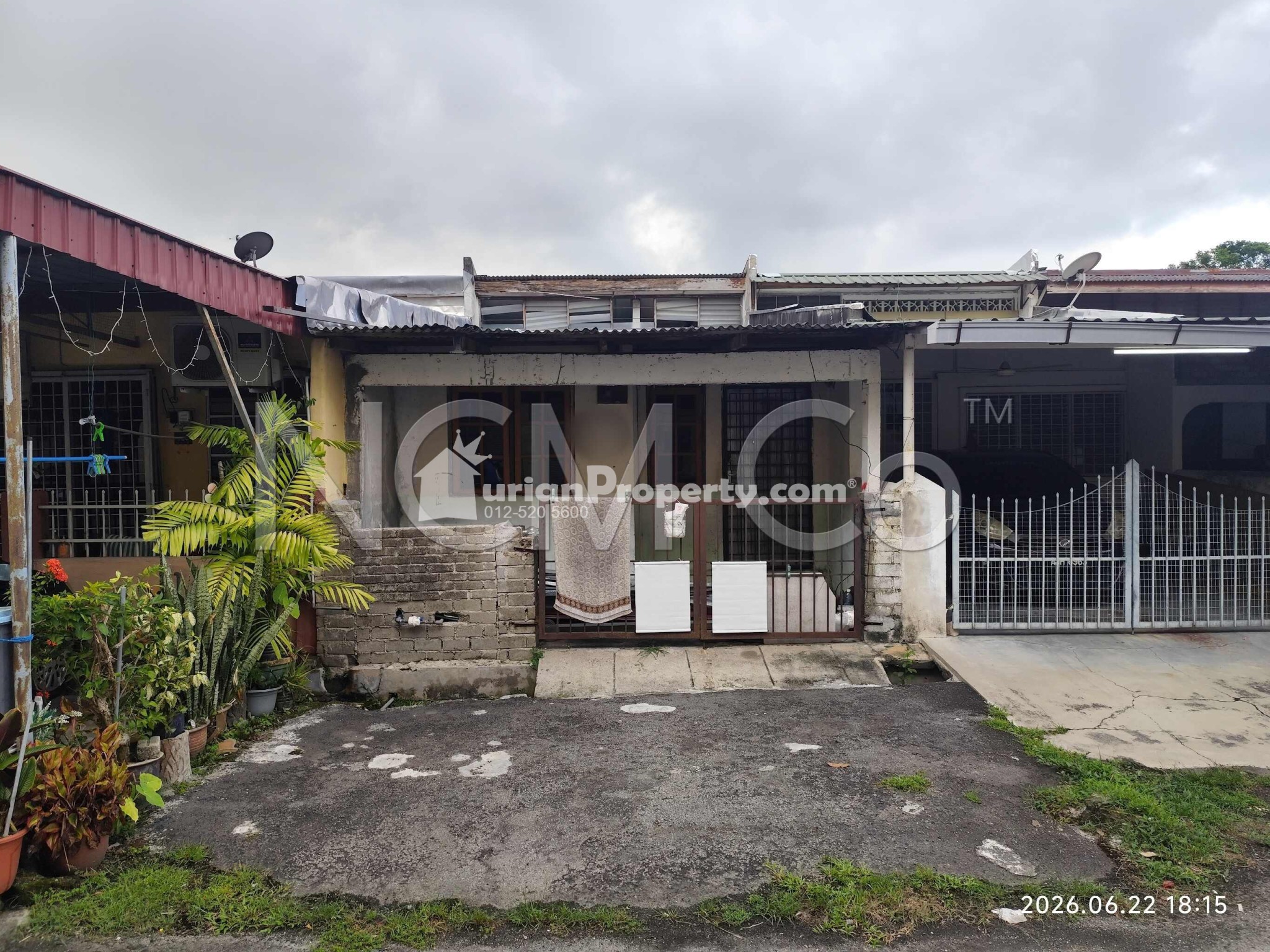Terrace House For Auction at Taman Ria