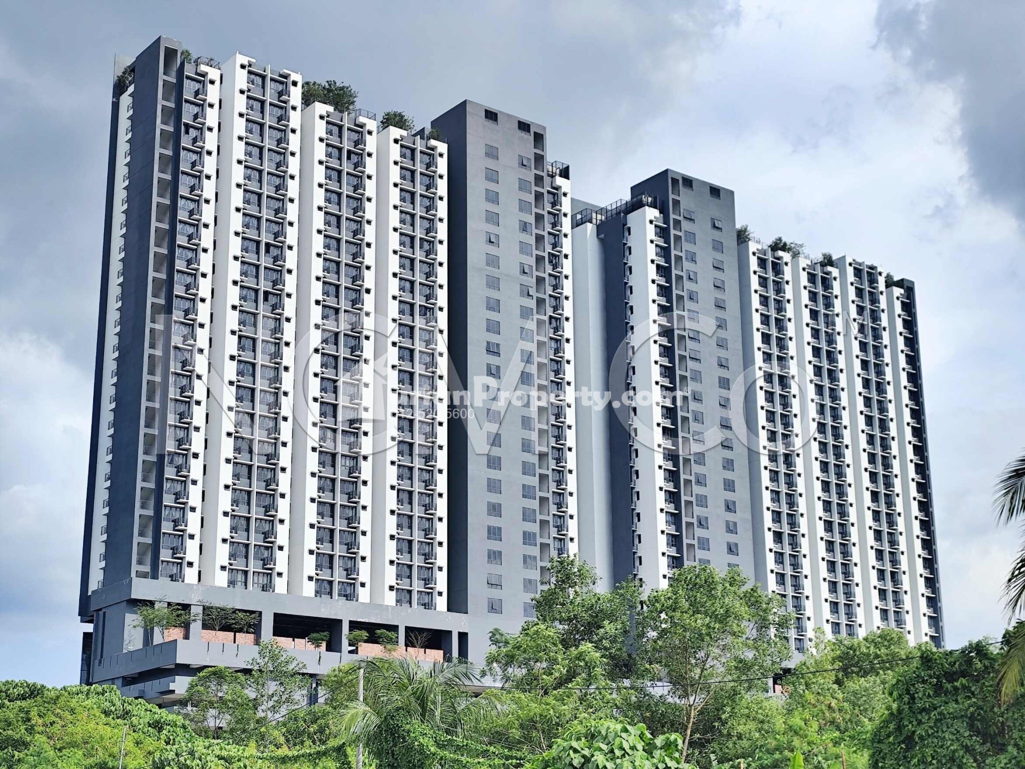 Serviced Residence For Auction at Midlands City