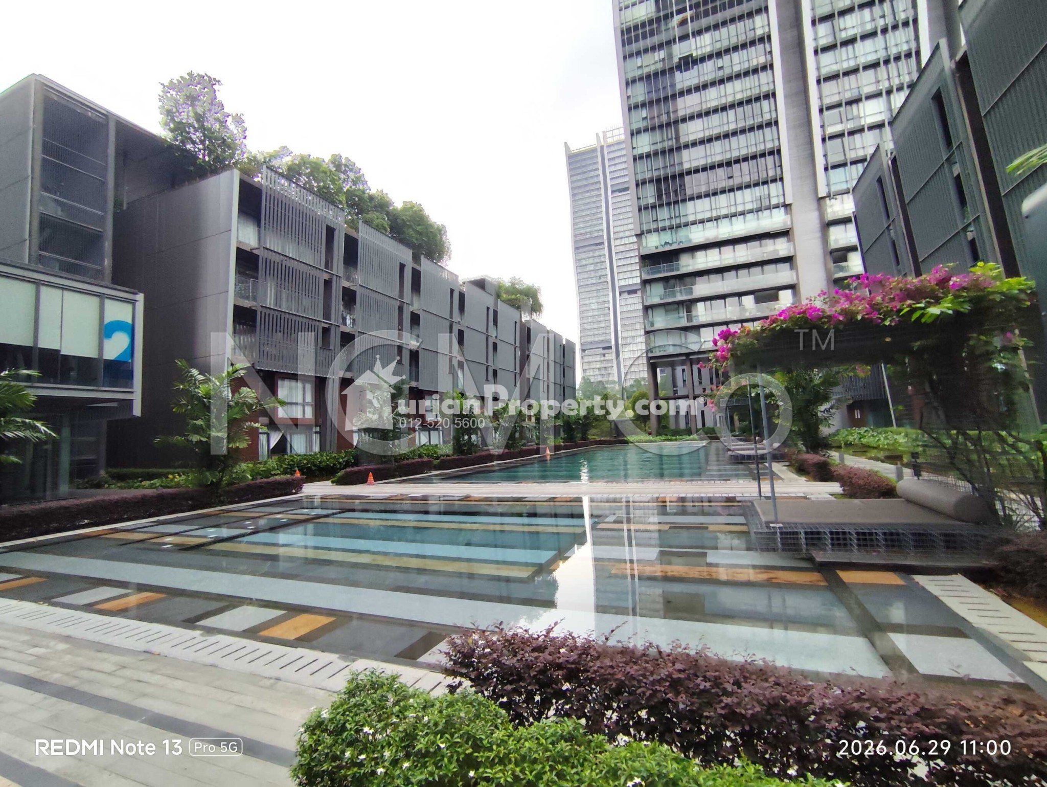 Condo For Auction at The Capers