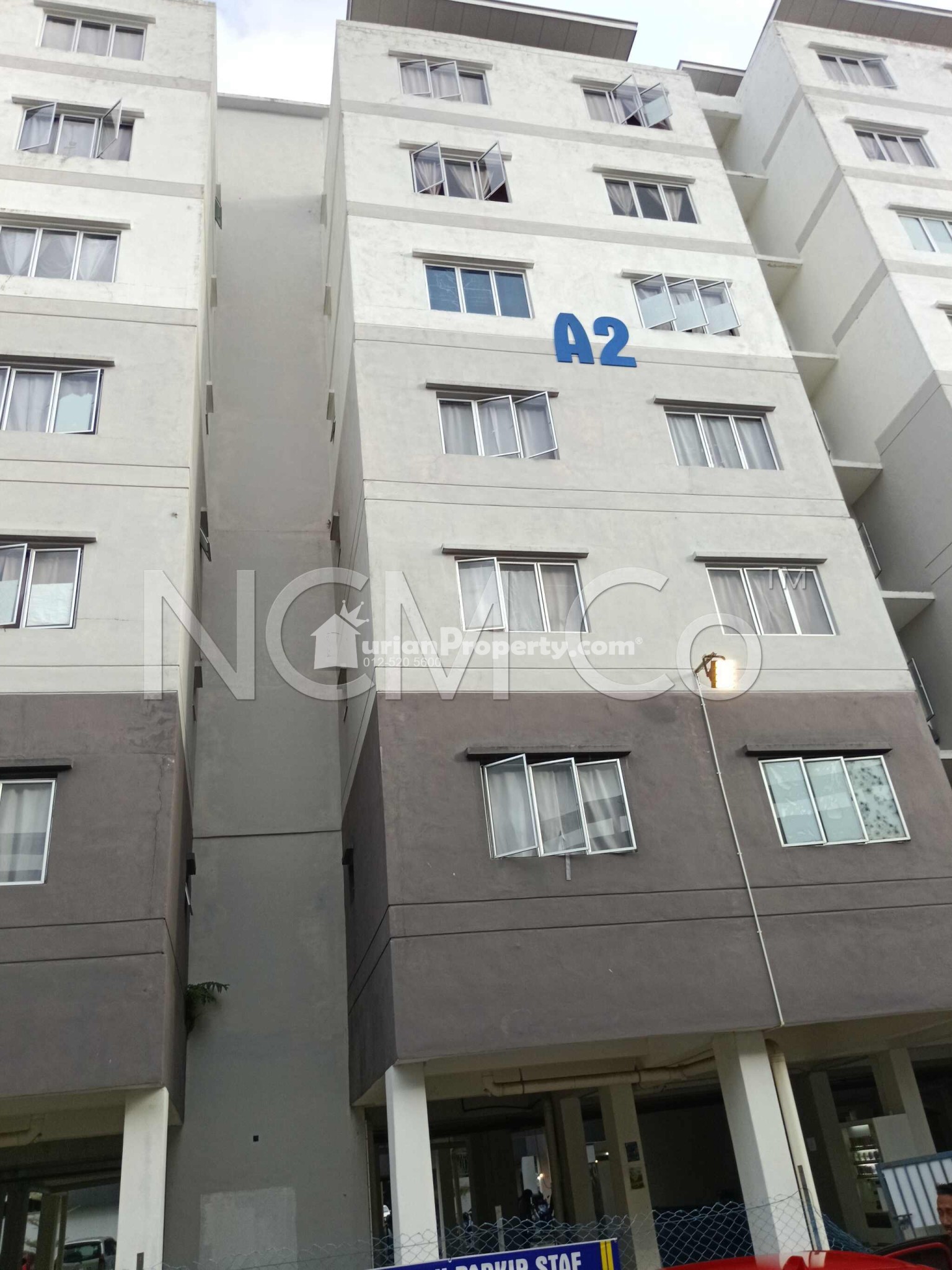 Apartment For Auction at UniCiti Alam