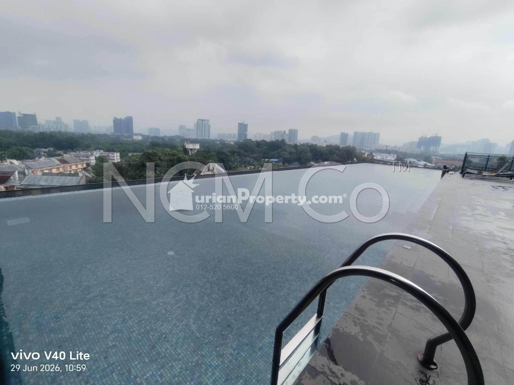 Serviced Residence For Auction at Expressionz Professional Suites
