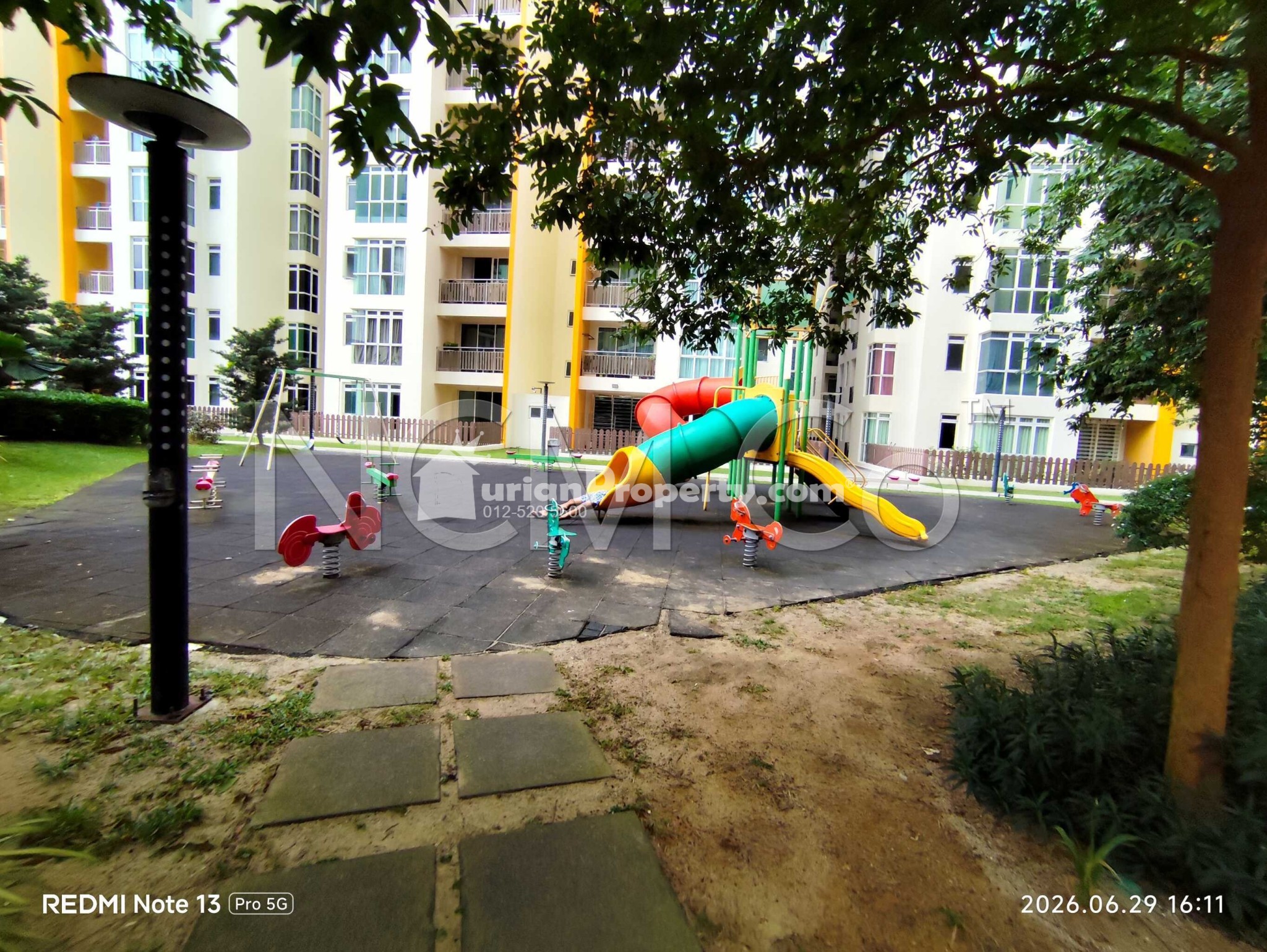 Serviced Residence For Auction at KSL Residences @ Daya