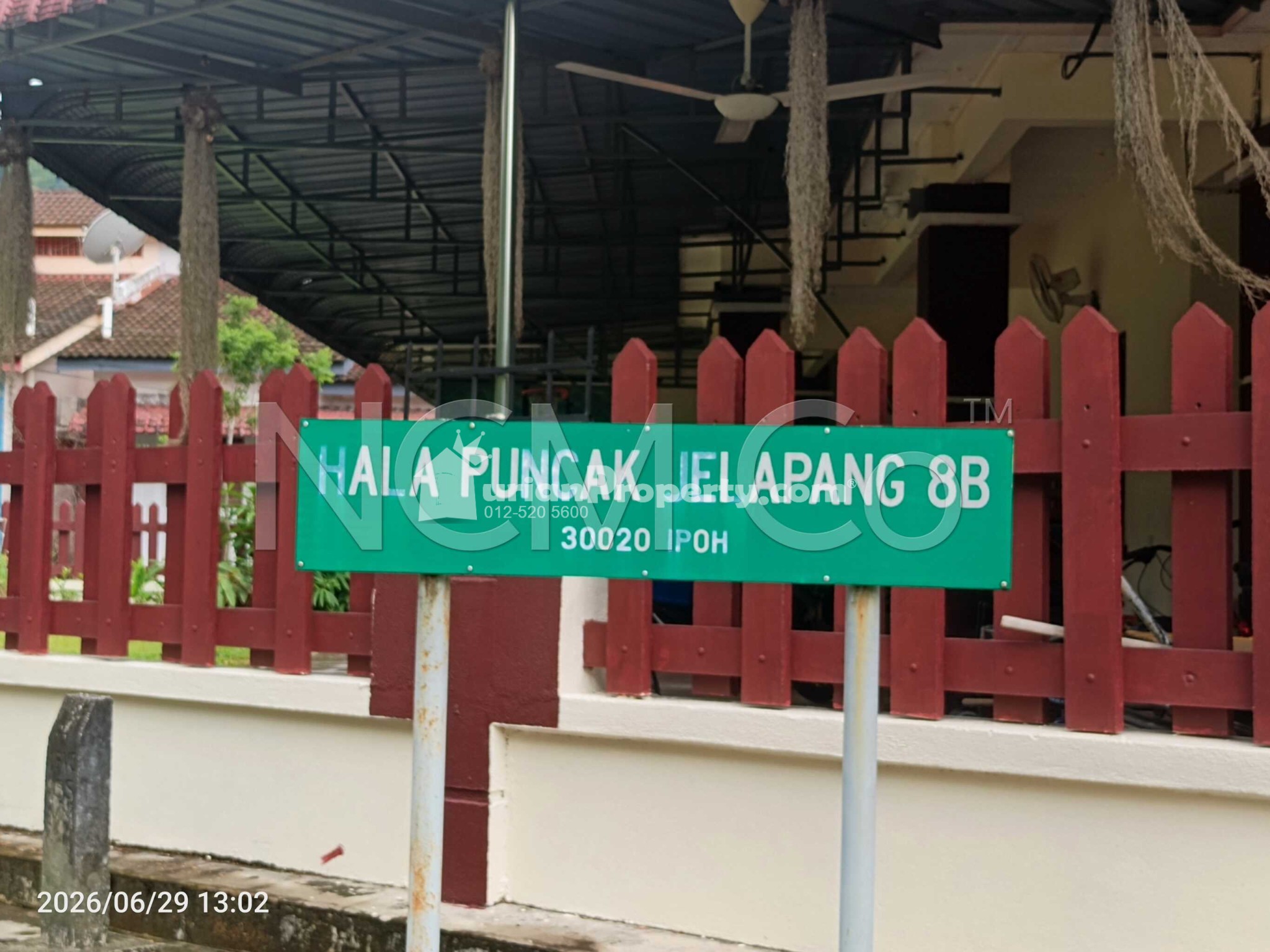 Terrace House For Auction at Puncak Jelapang Indah