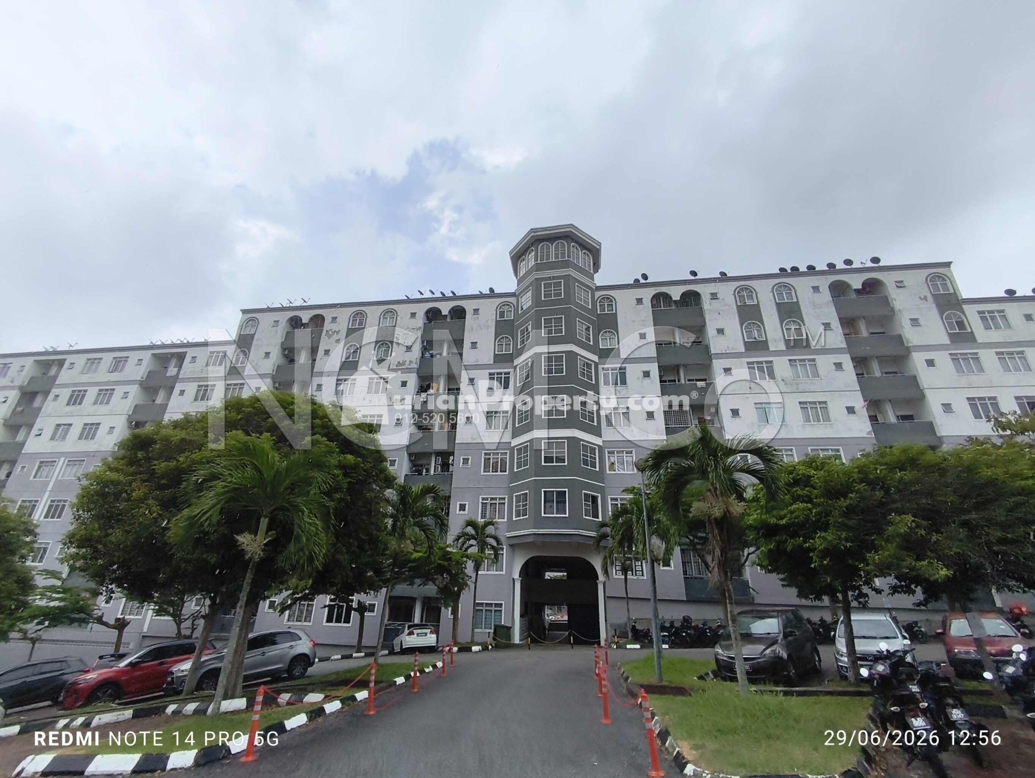 Apartment For Auction at Desa Palma