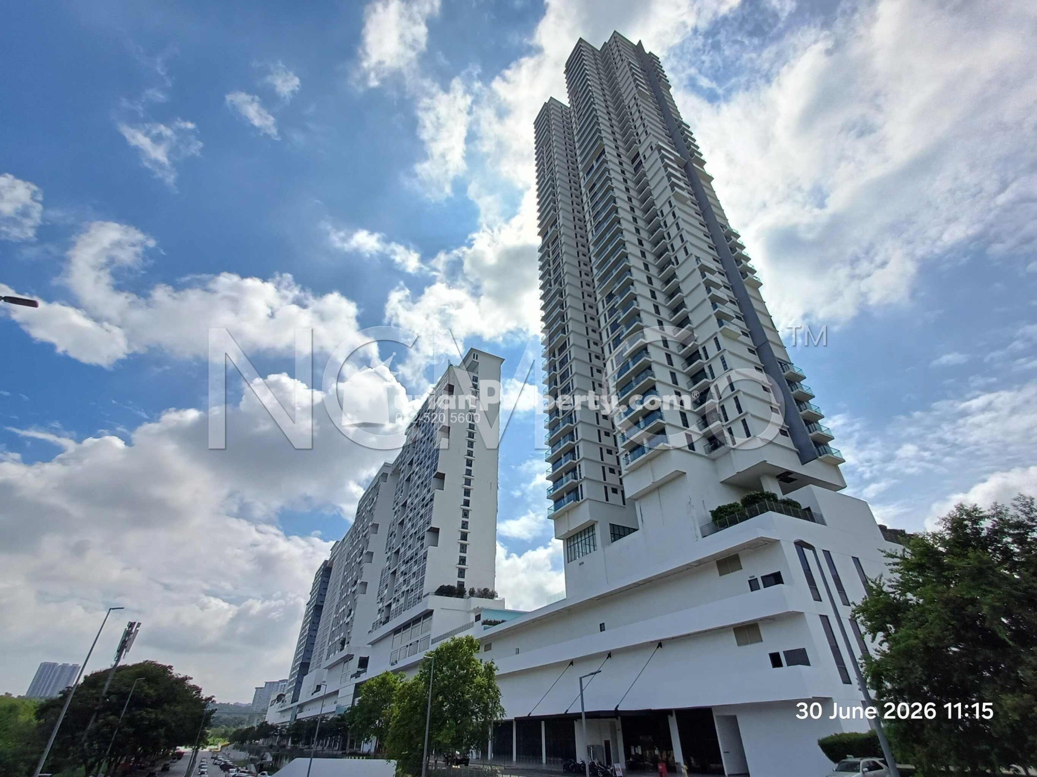 Serviced Residence For Auction at Sky Park