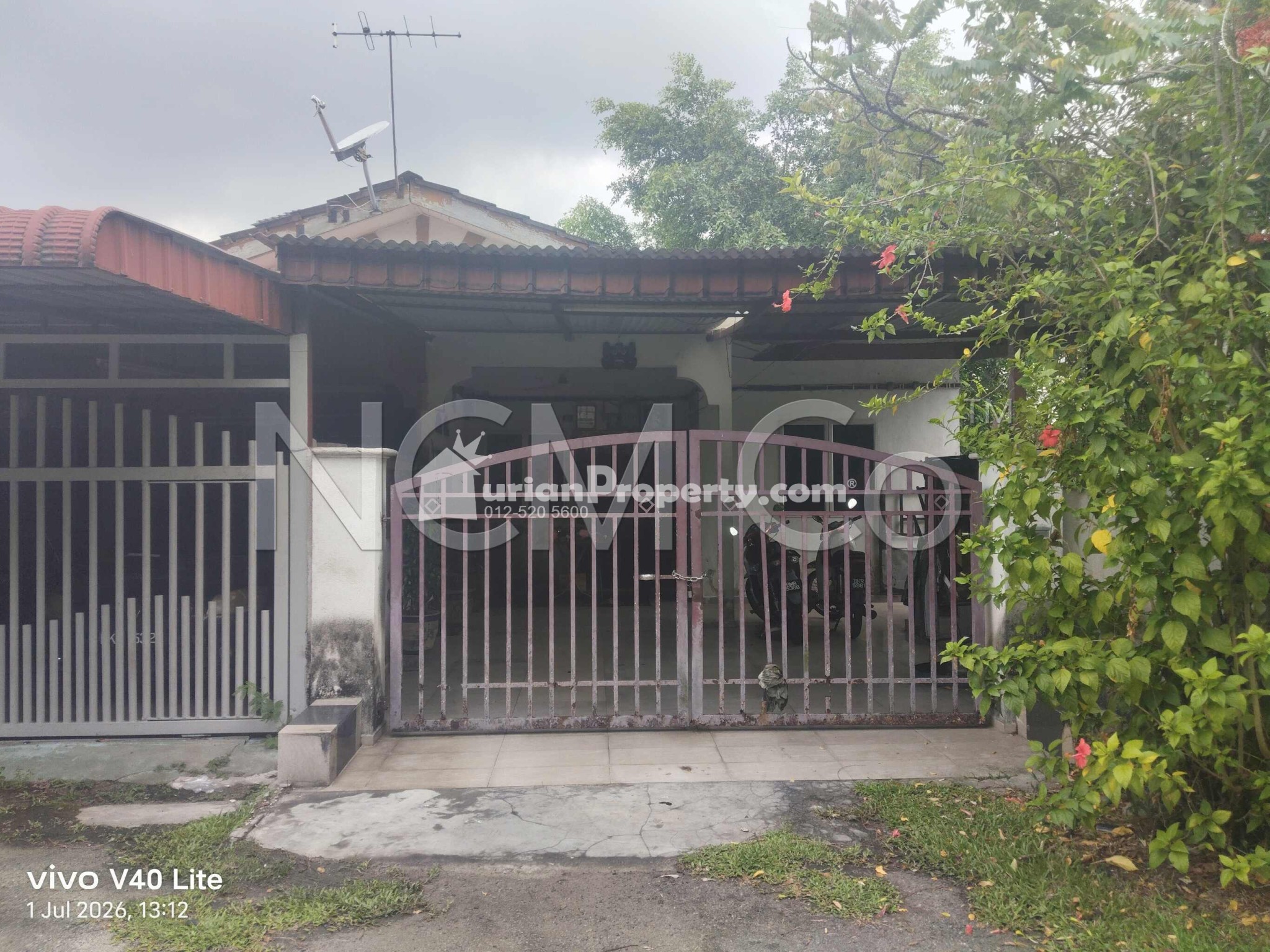 Terrace House For Auction at Taman Klang Perdana