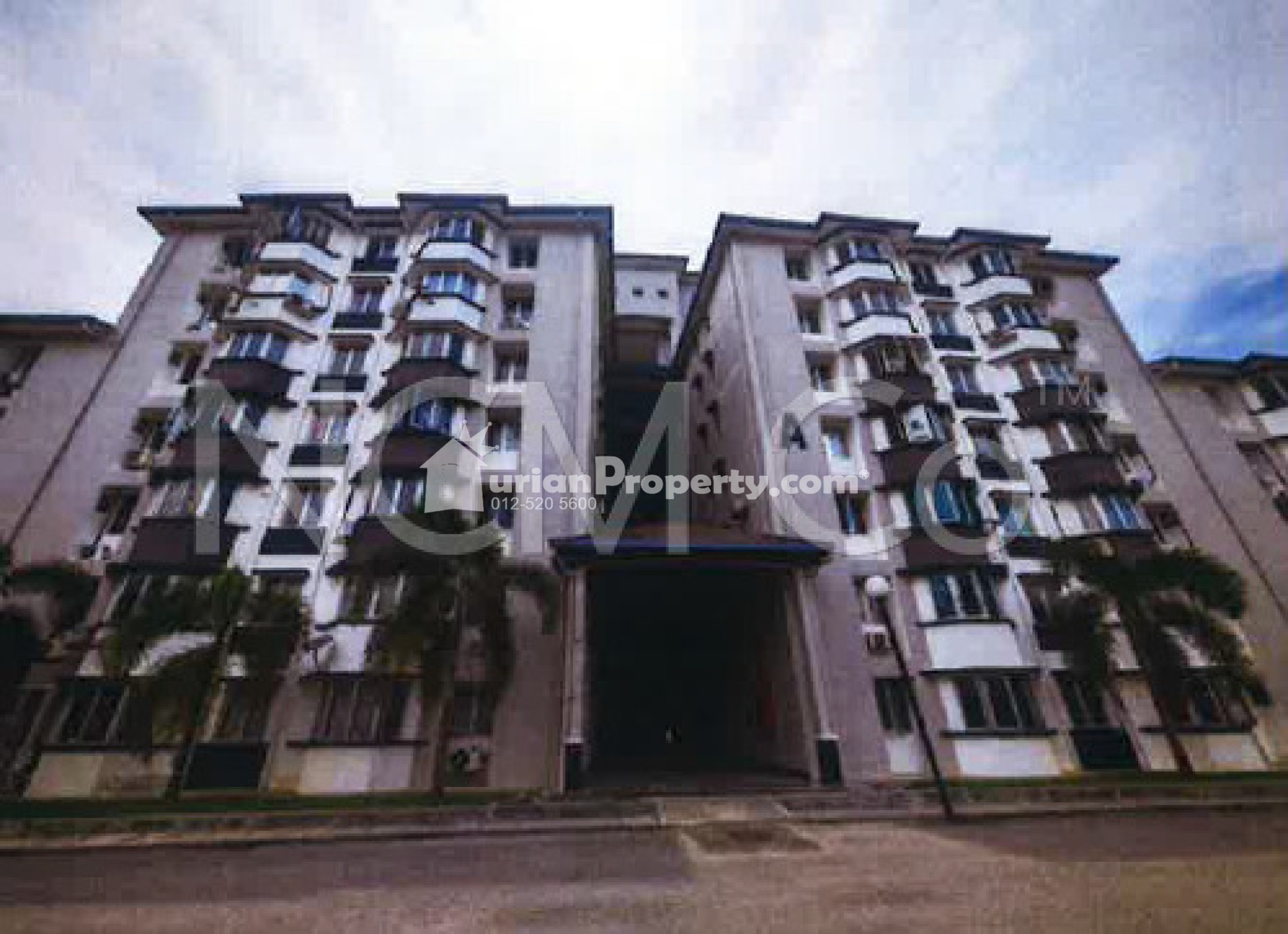 Apartment For Auction at Seroja Apartment