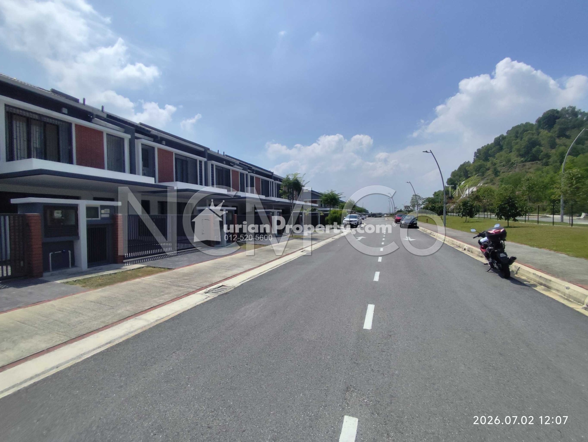 Terrace House For Auction at Elmina West