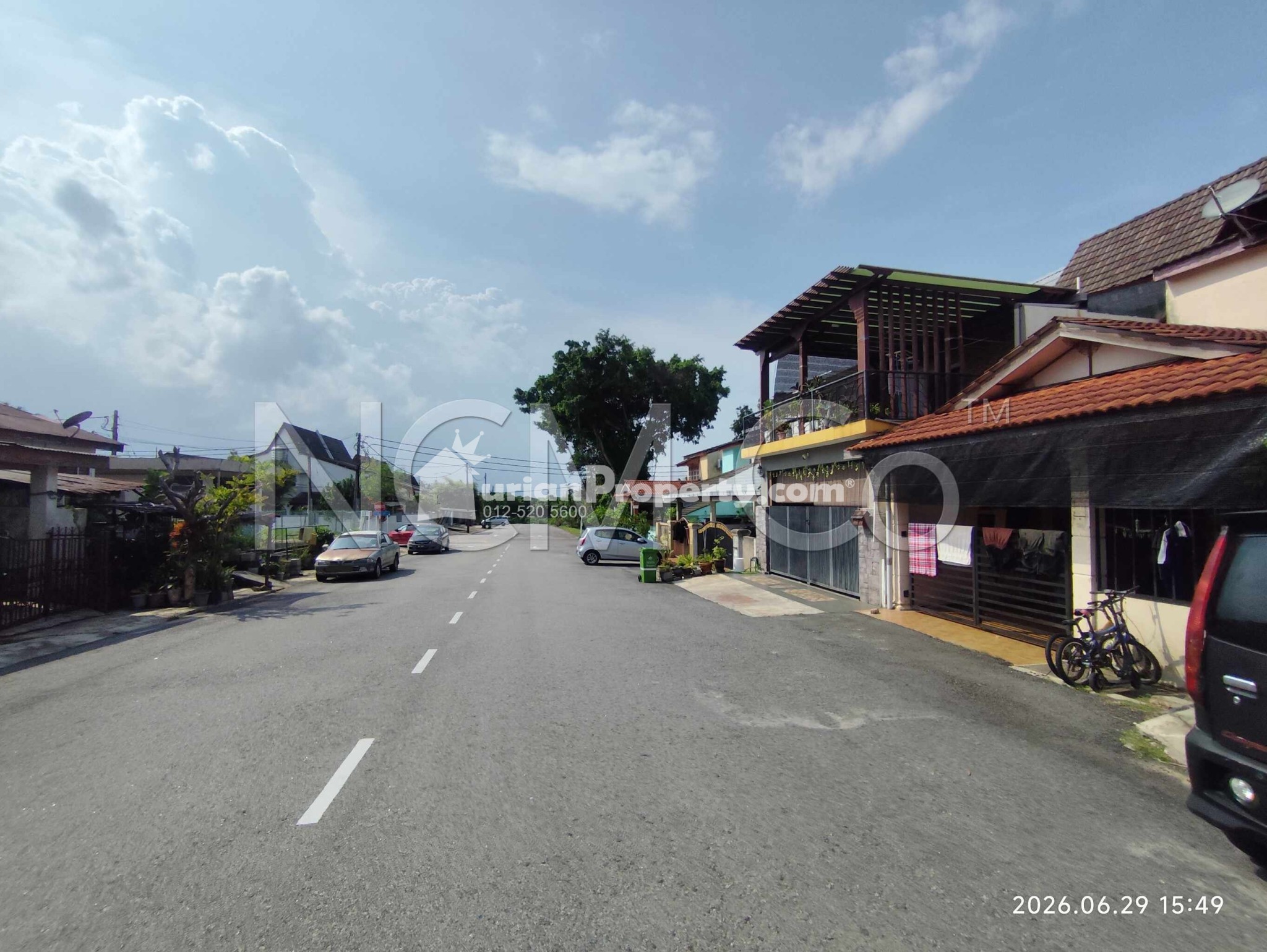 Terrace House For Auction at Perkampungan Batu Hitam