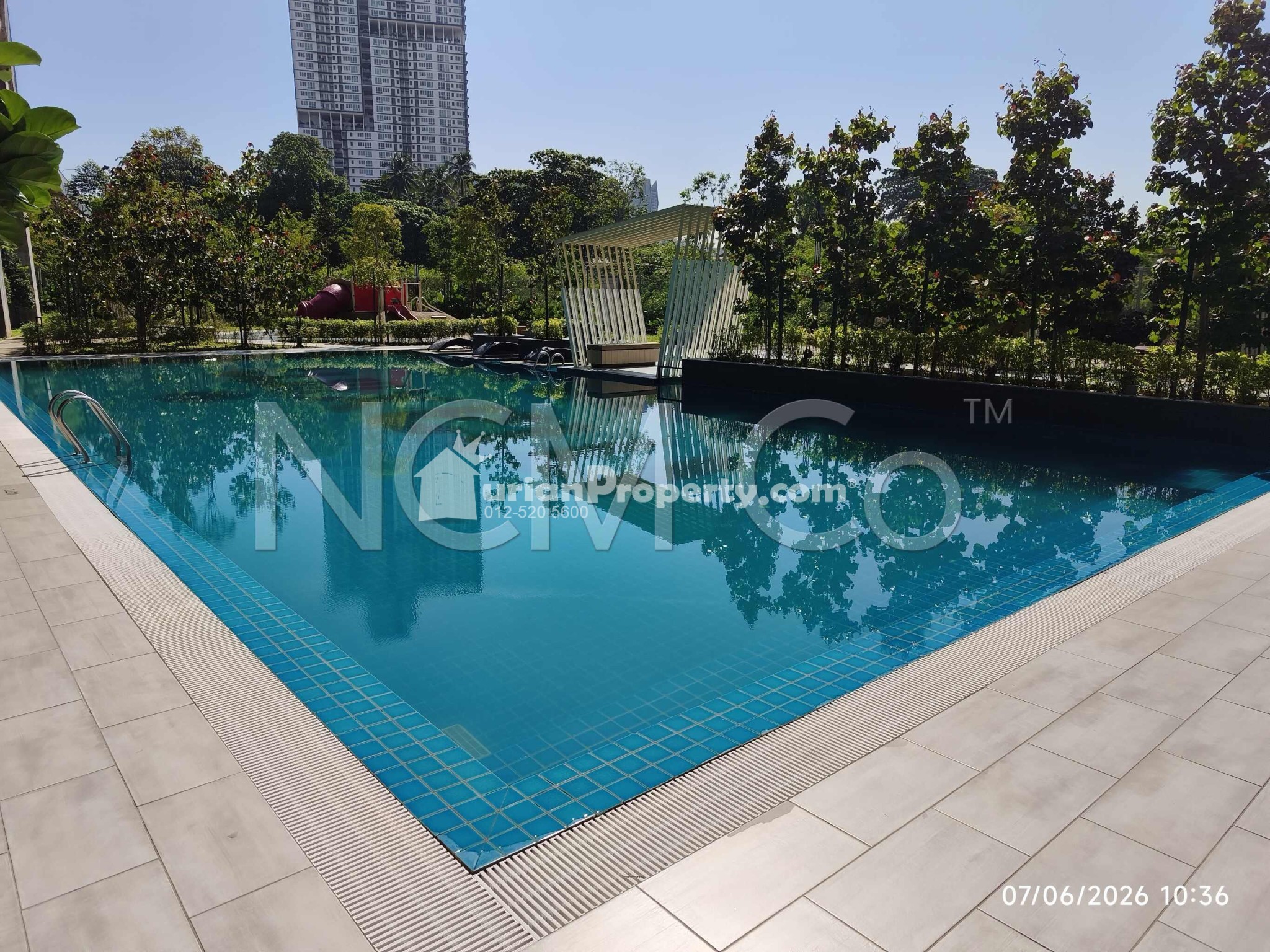 Apartment For Auction at Residensi Max