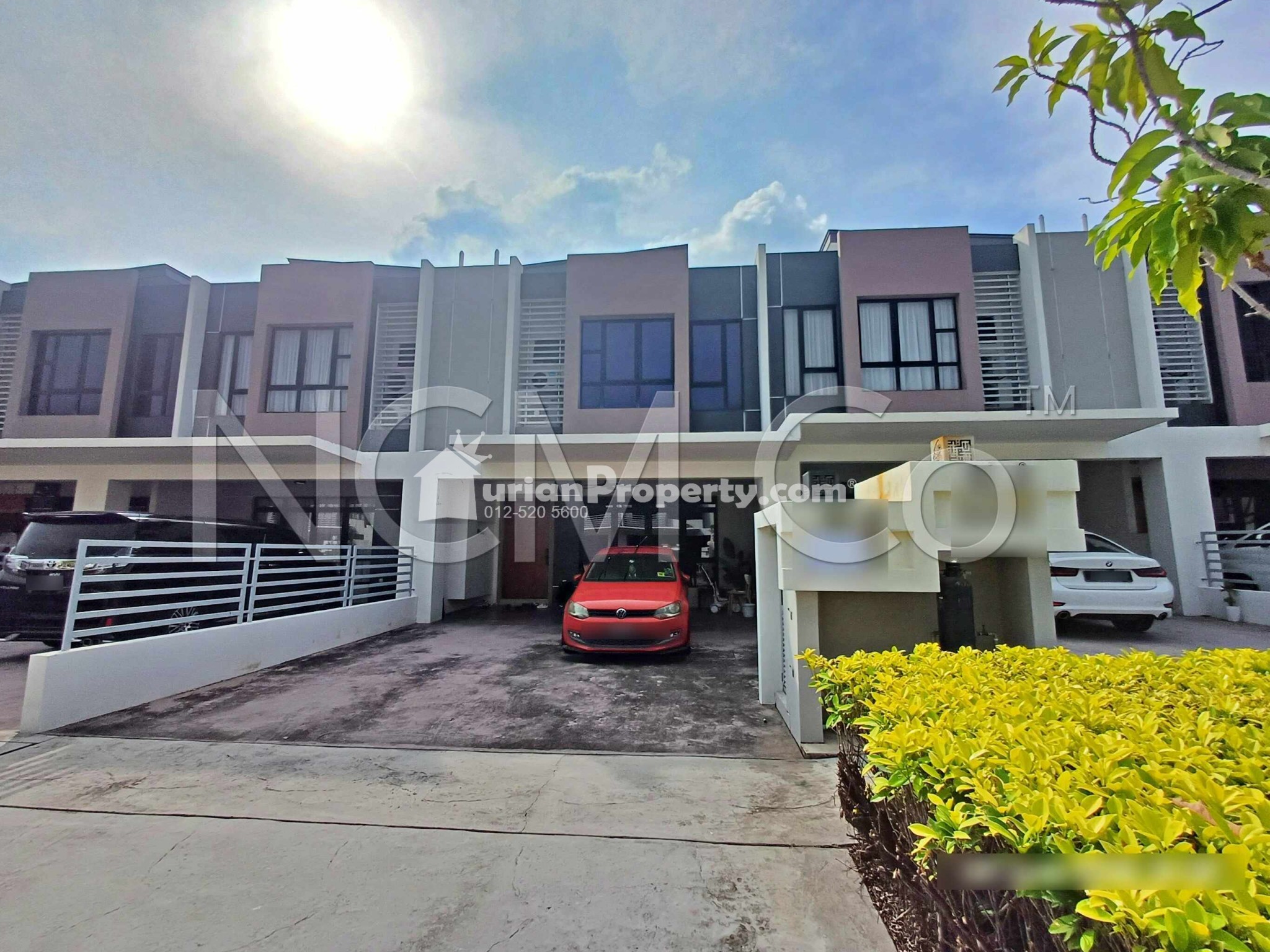 Terrace House For Auction at Maple Residence
