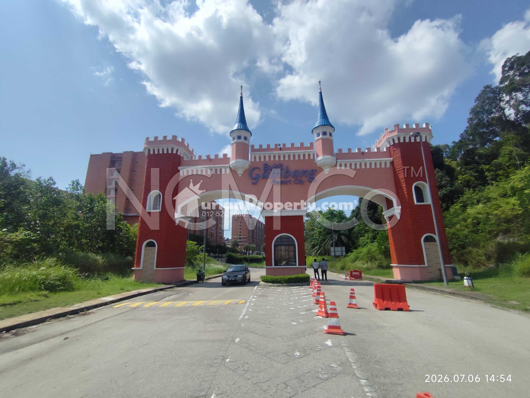 Serviced Residence For Auction at Caribbean Bay Resort