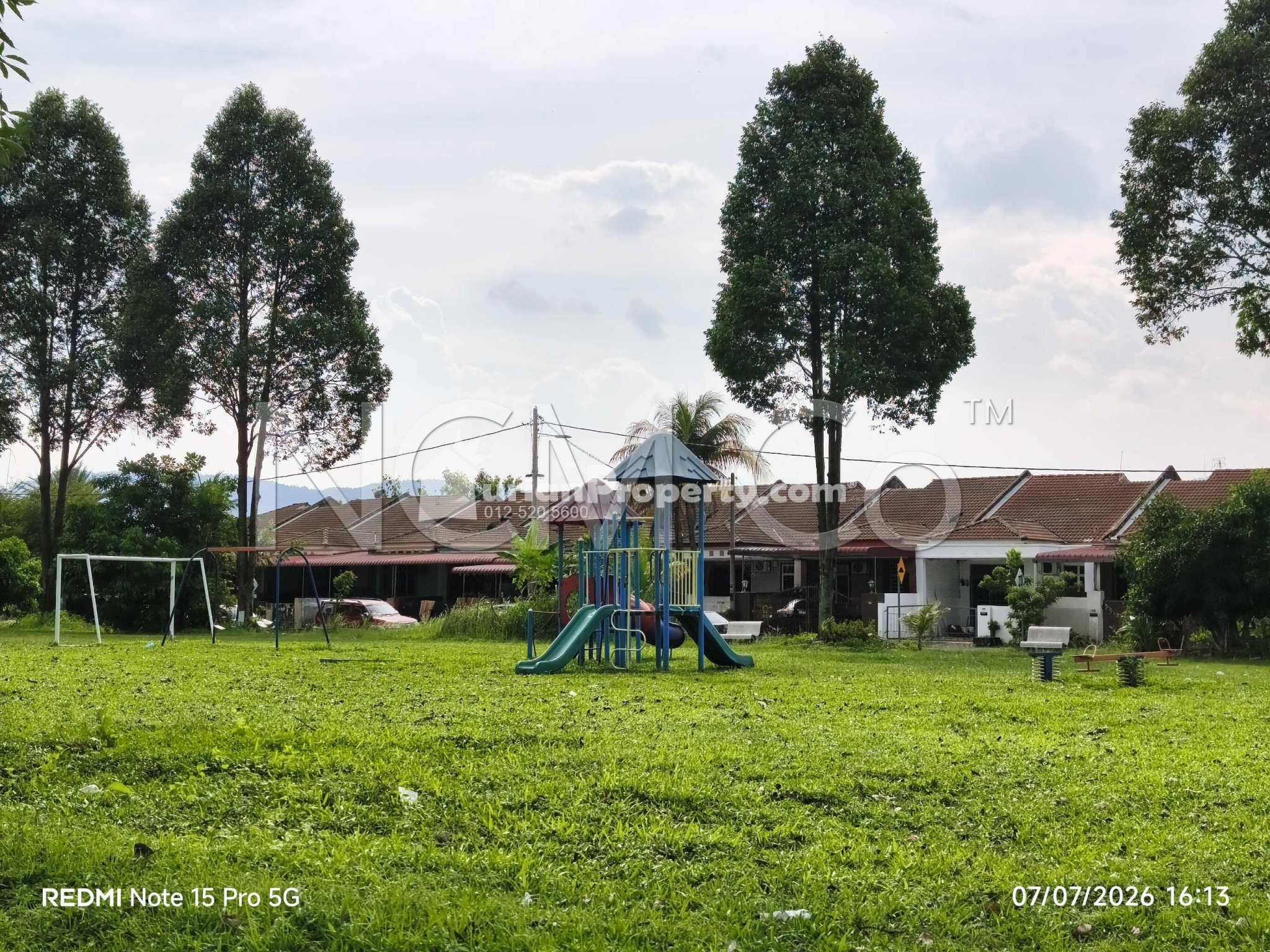Terrace House For Auction at Taman Pinji Perdana