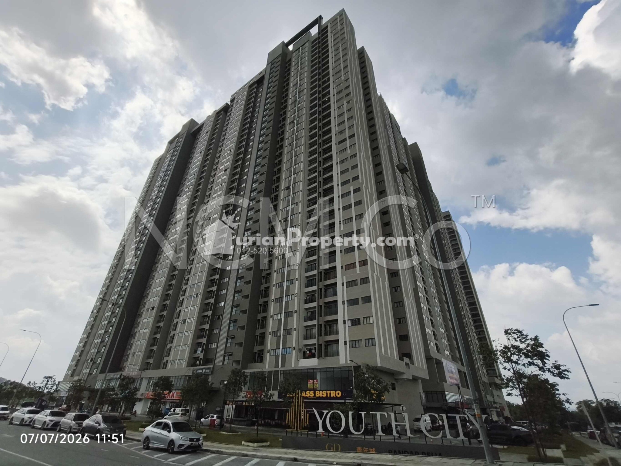 Apartment For Auction at Youth City