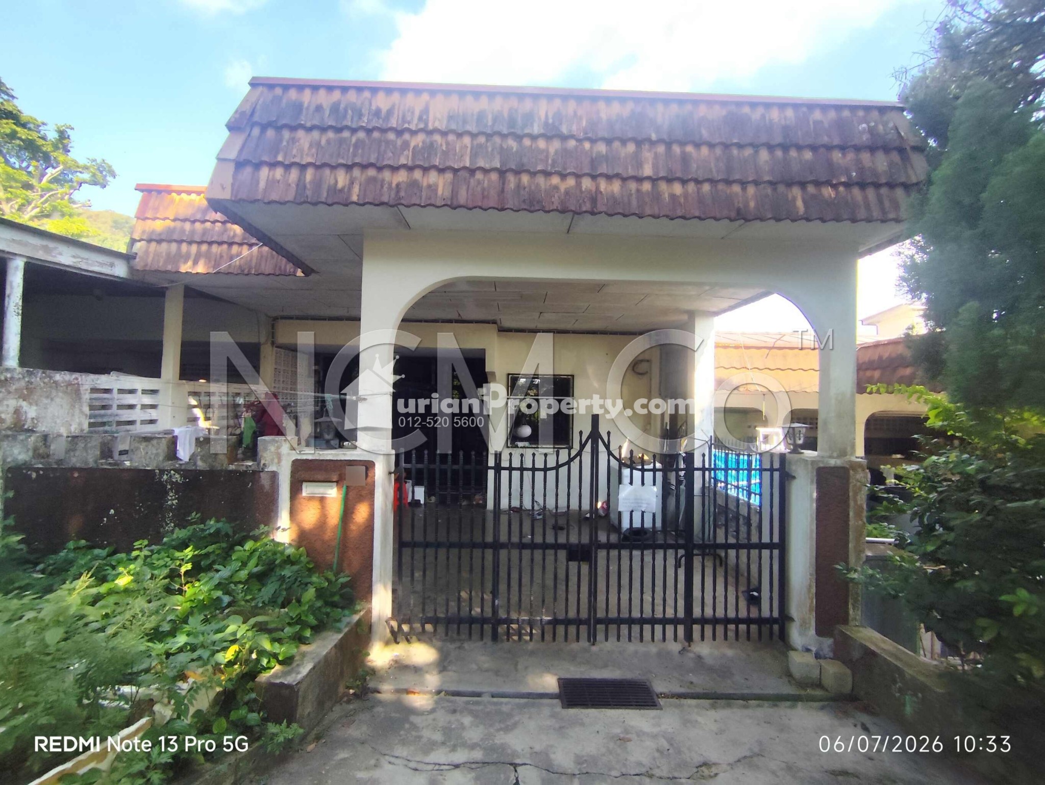 Terrace House For Auction at Taman Sentosa