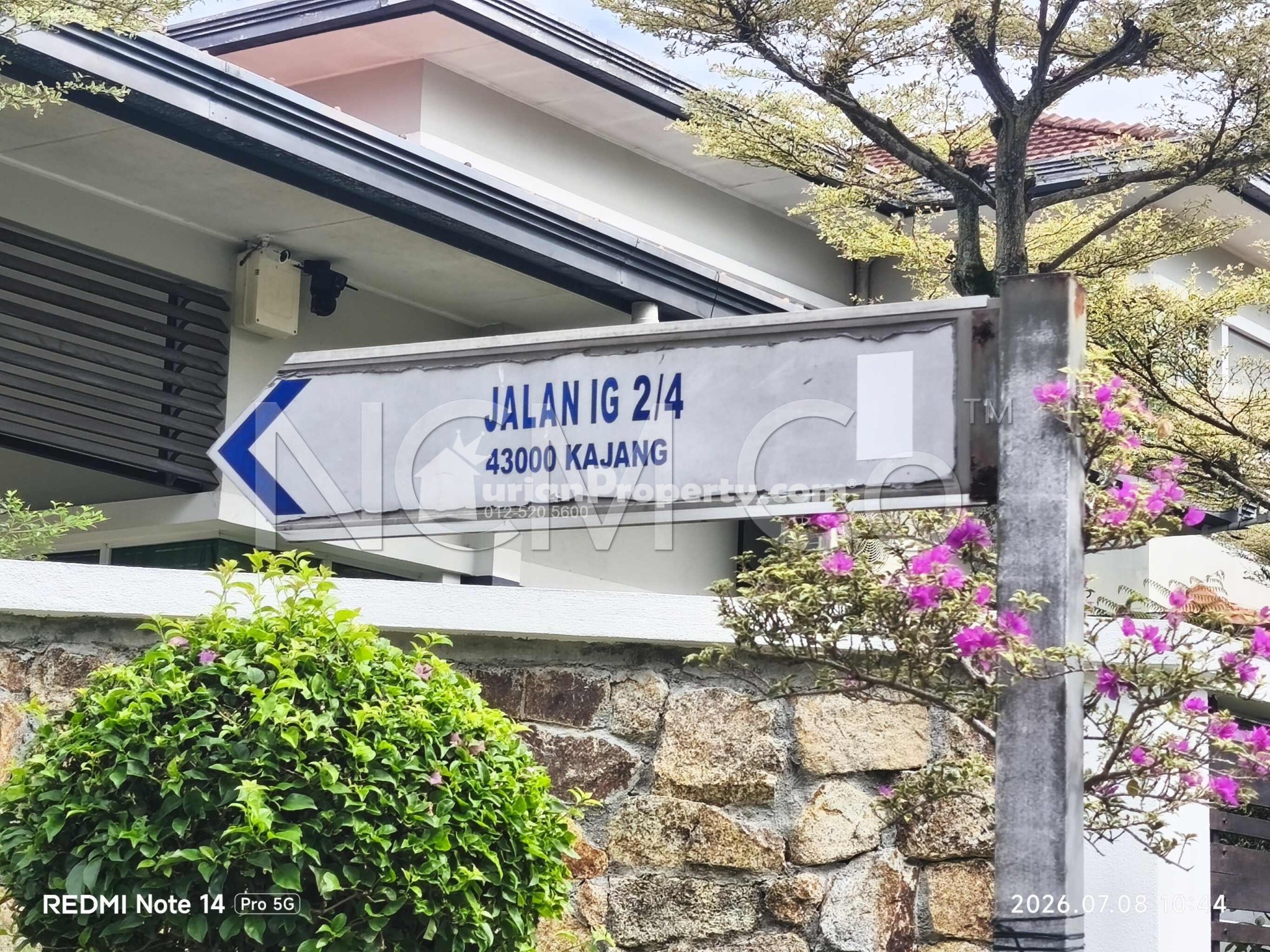 Bungalow House For Auction at Taman Impian Gemilang