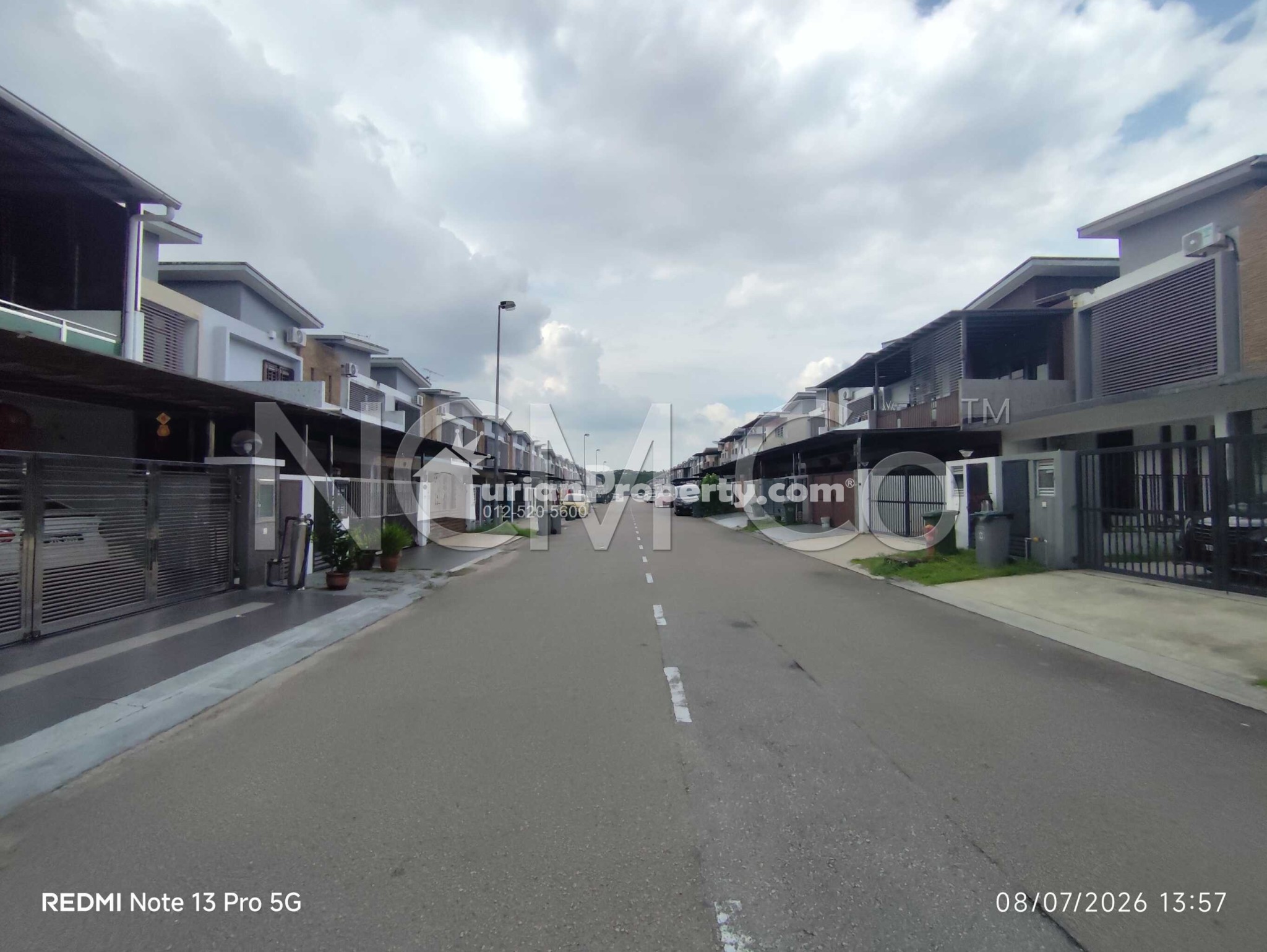 Terrace House For Auction at Taman Pulai Hijauan