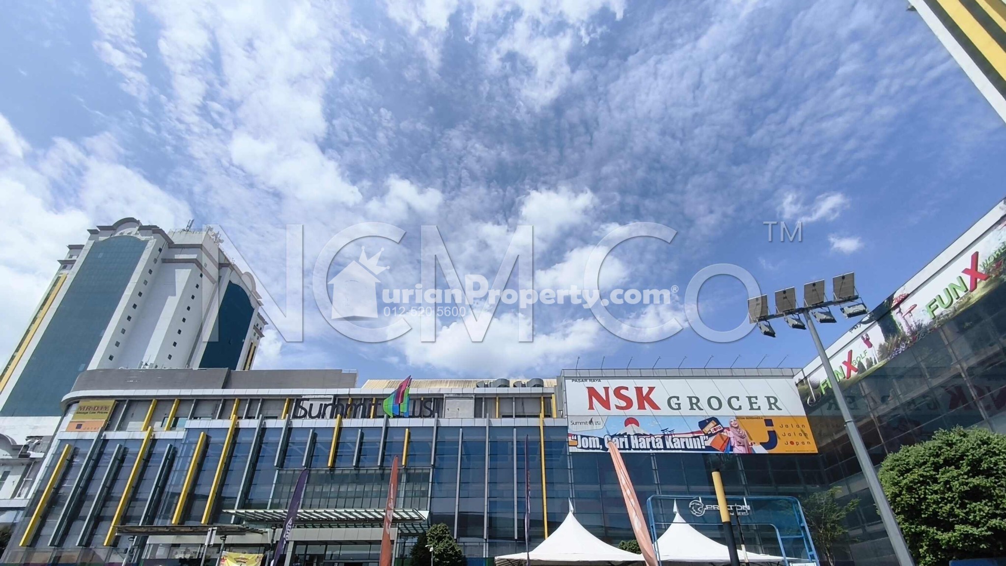 Retail Space For Auction at The Summit