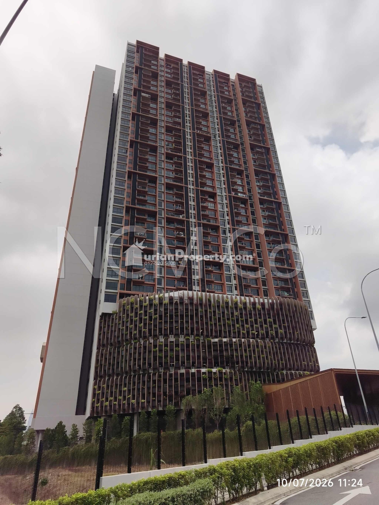 Condo For Auction at EdgeWood Residence@Sky Sanctuary