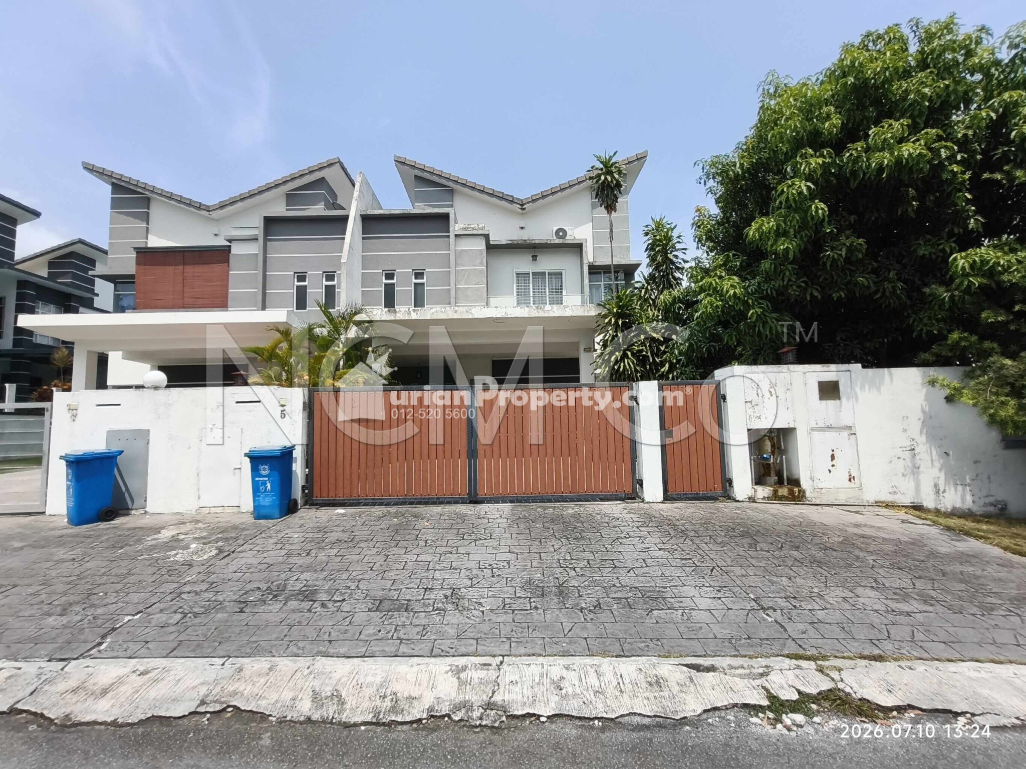 Semi D For Auction at Greenhill Residence
