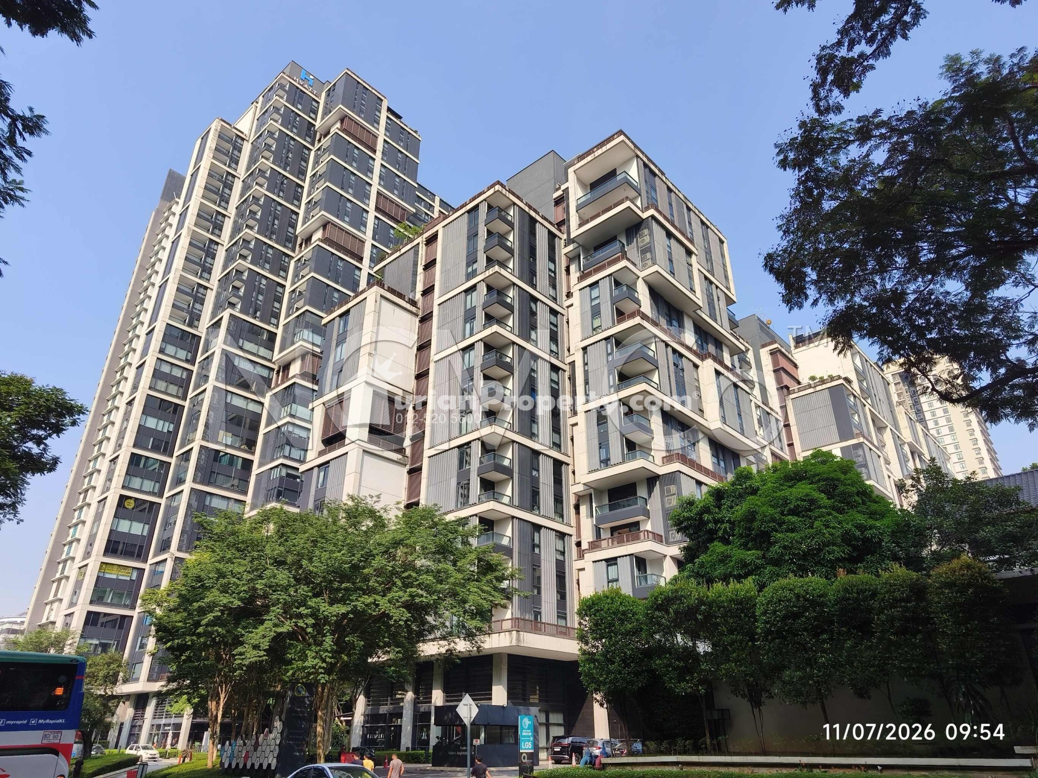 Serviced Residence For Auction at Arcoris
