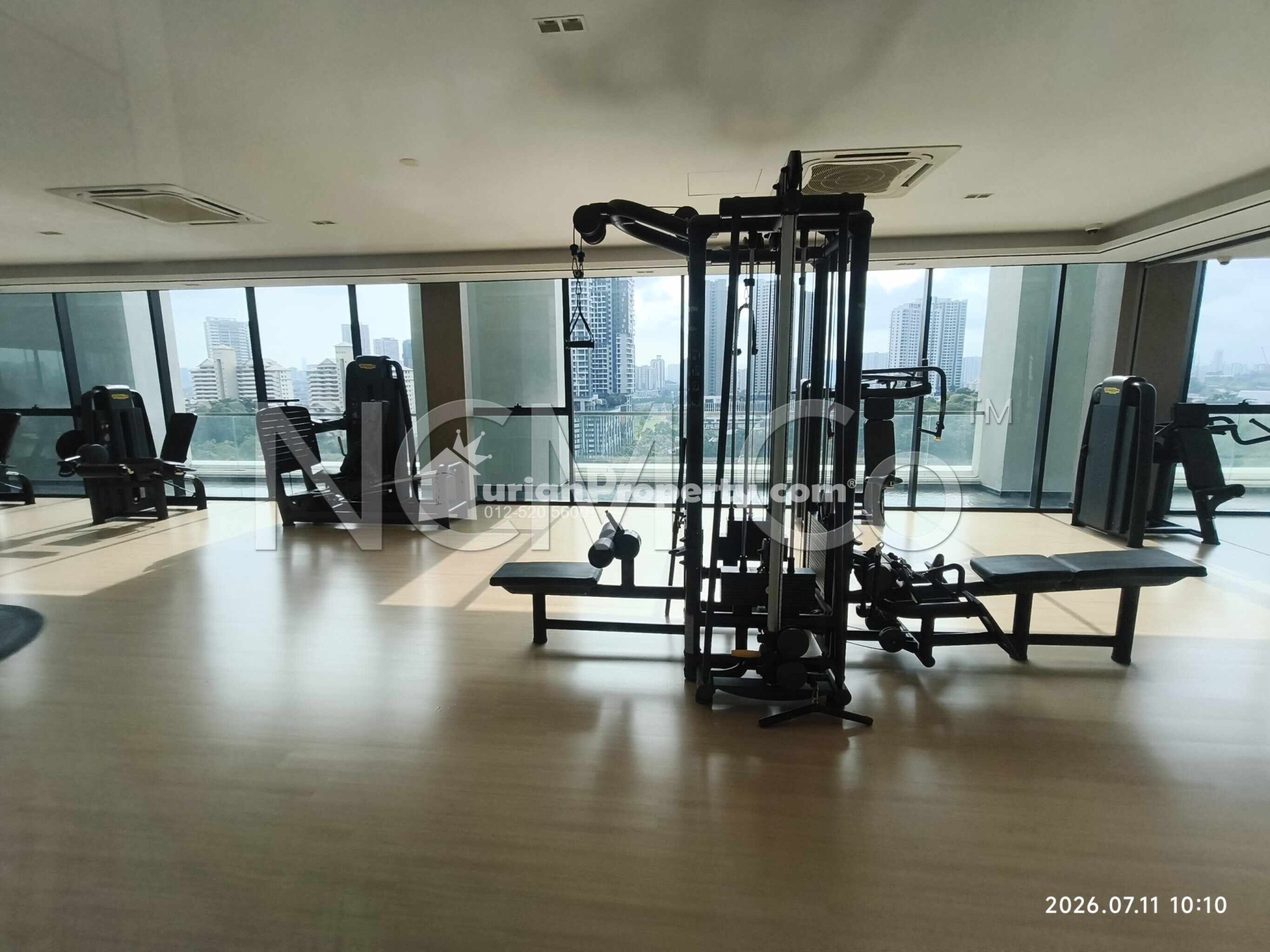 Serviced Residence For Auction at The Park 2