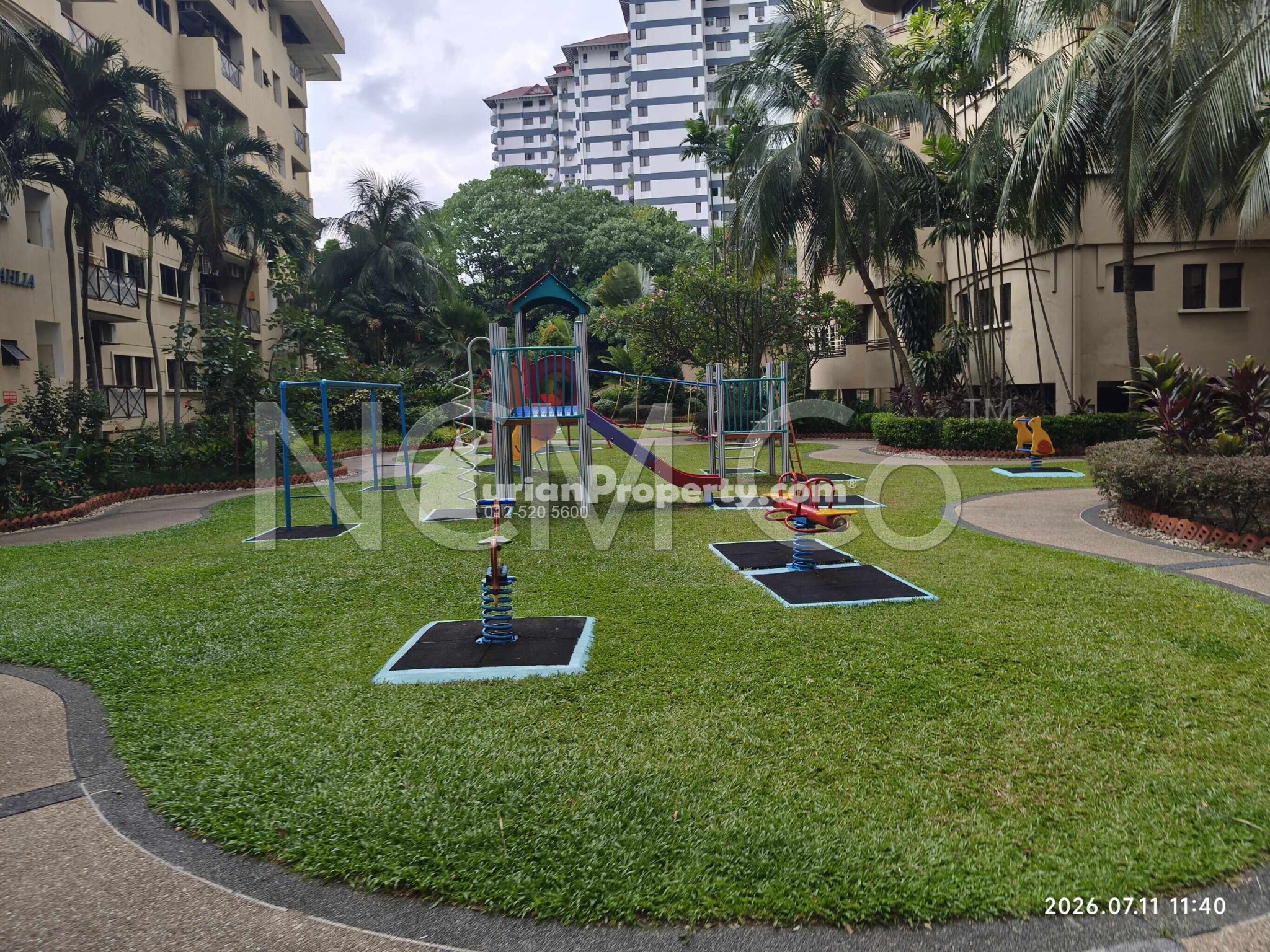 Condo For Auction at Desa Villa