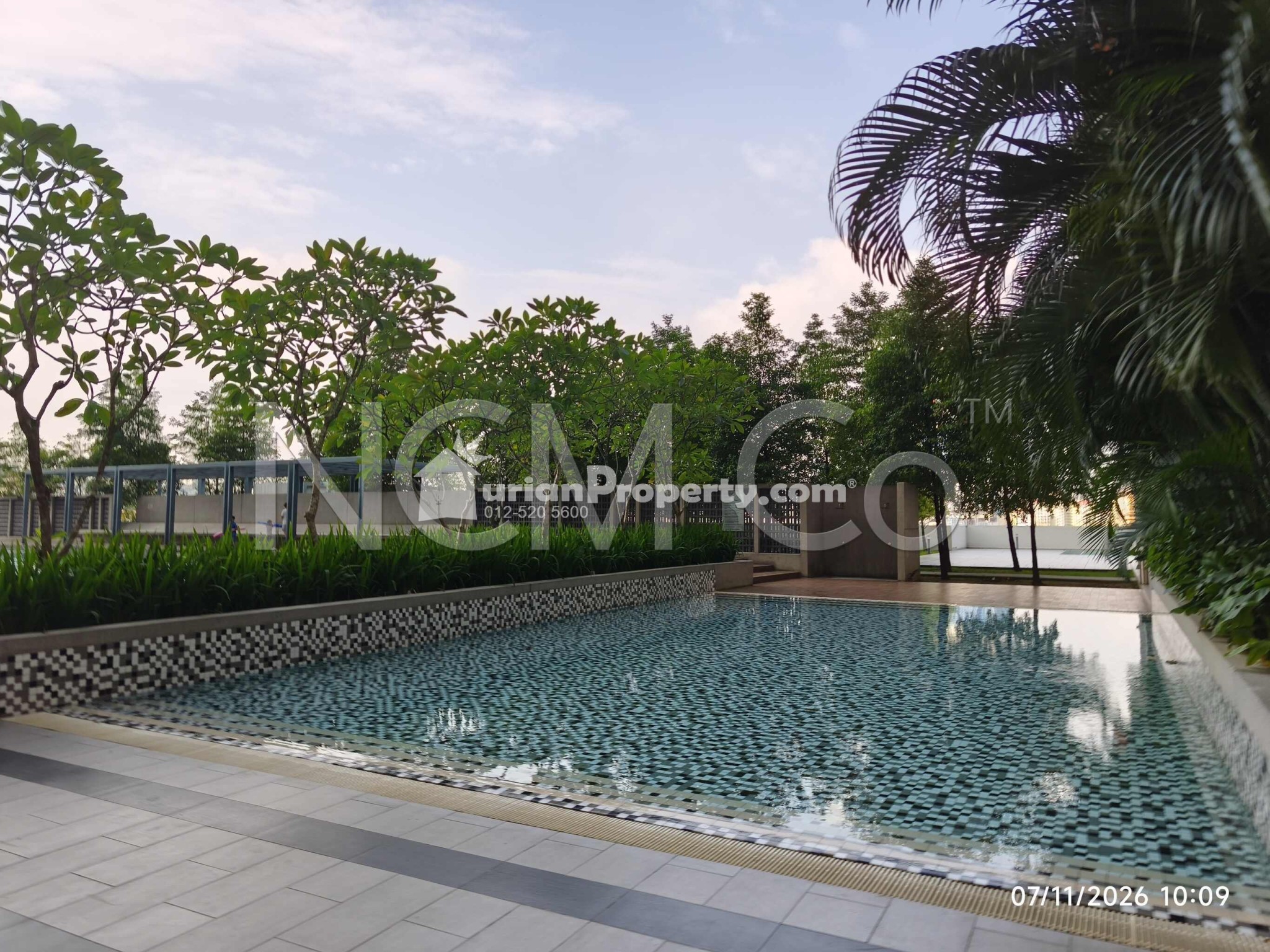 Apartment For Auction at Residensi Rampai