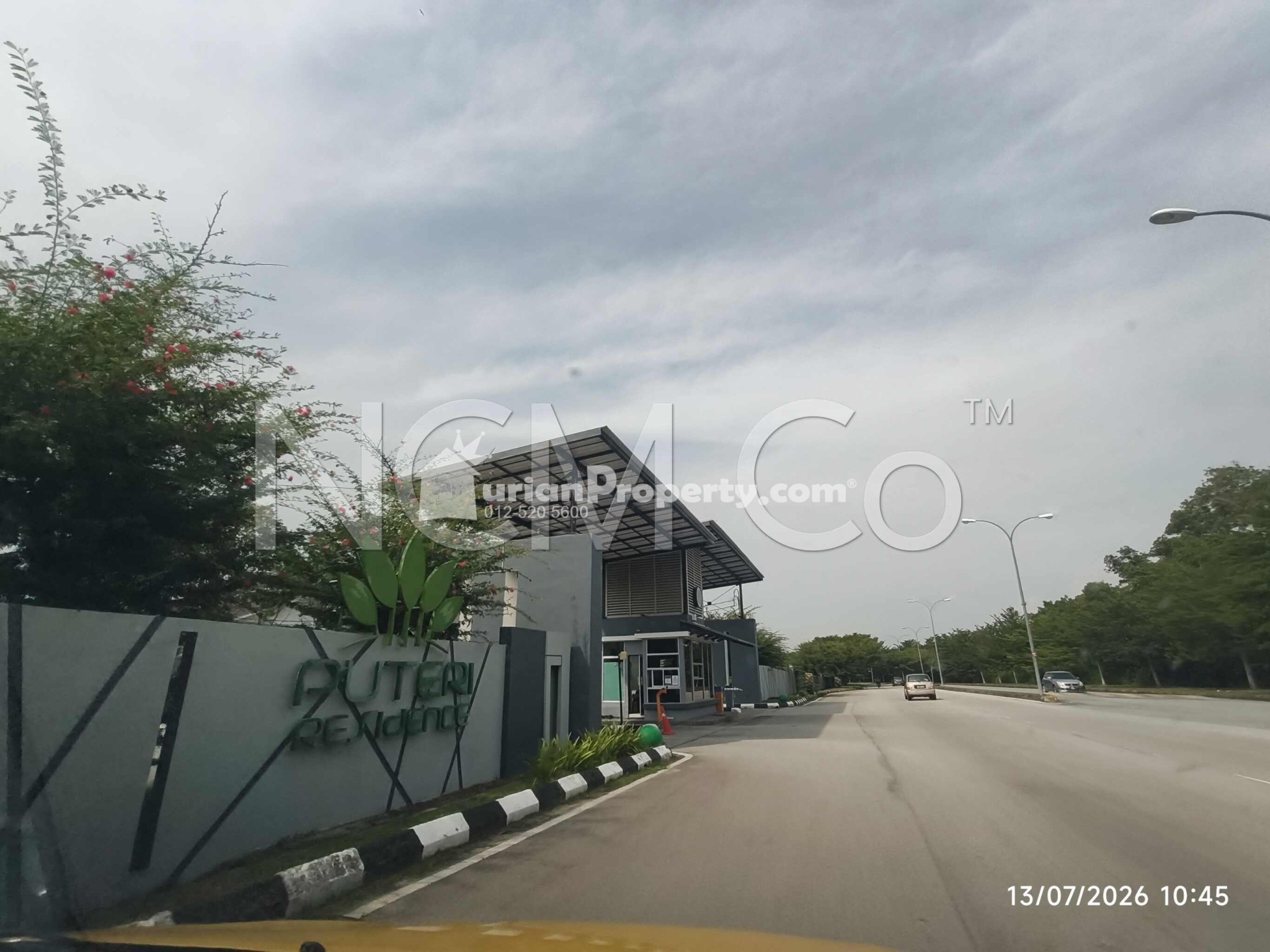 Semi D For Auction at Puteri Residence