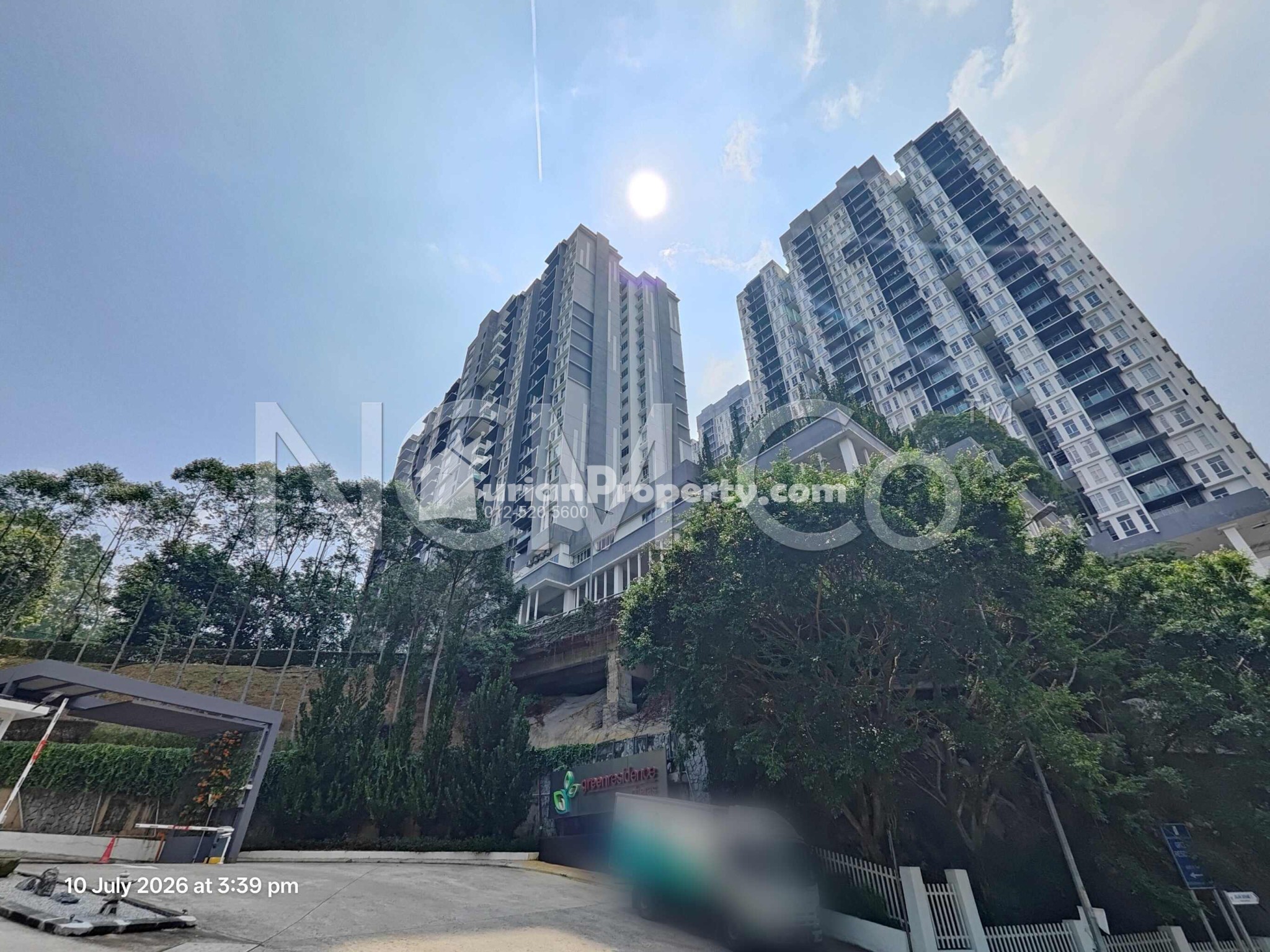 Condo For Auction at Green Residence