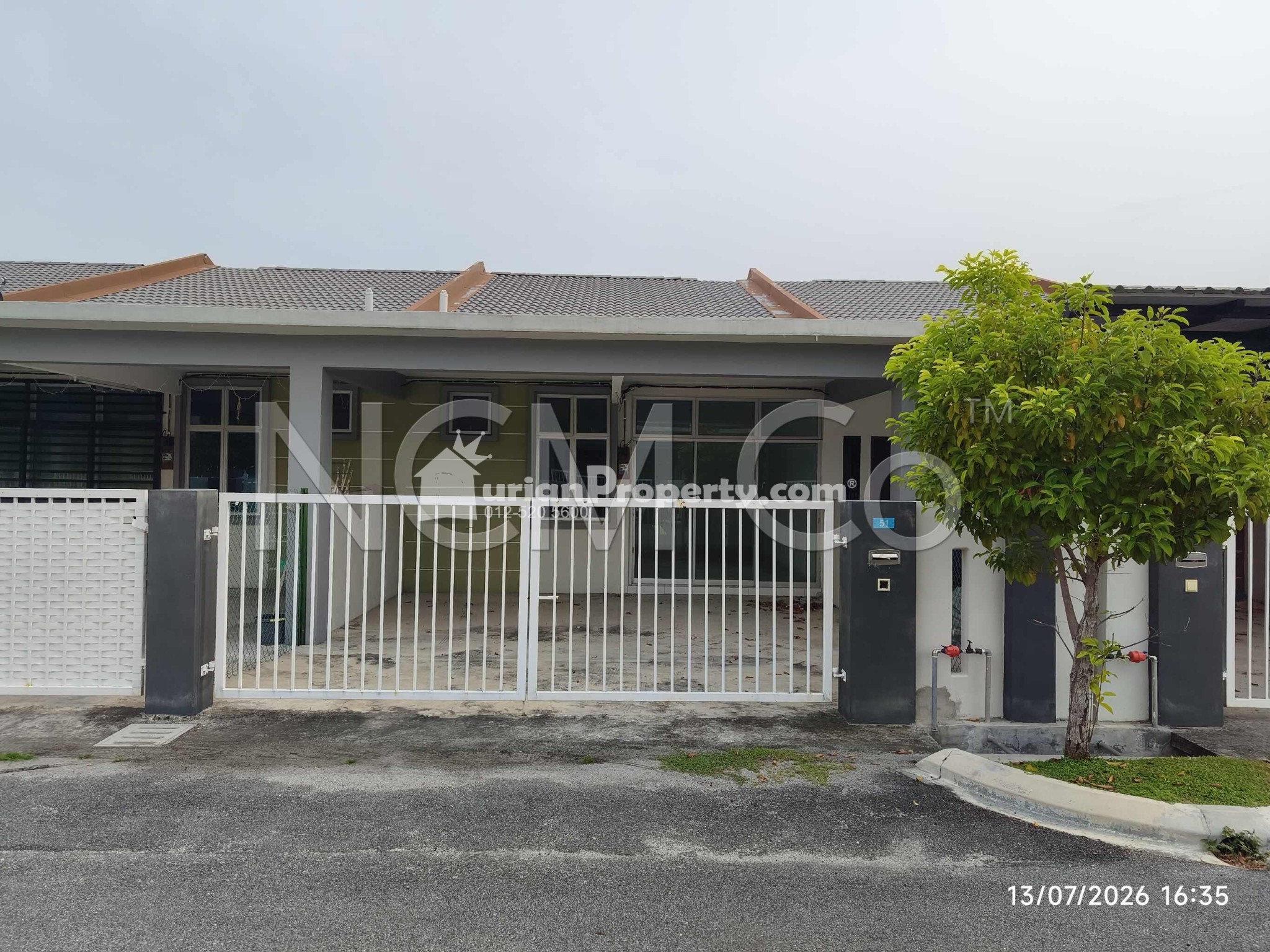 Terrace House For Auction at Taman Universiti Bestari