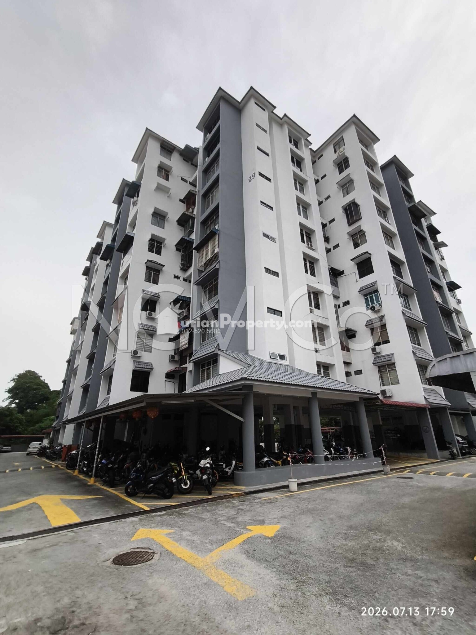 Apartment For Auction at Medan Ria