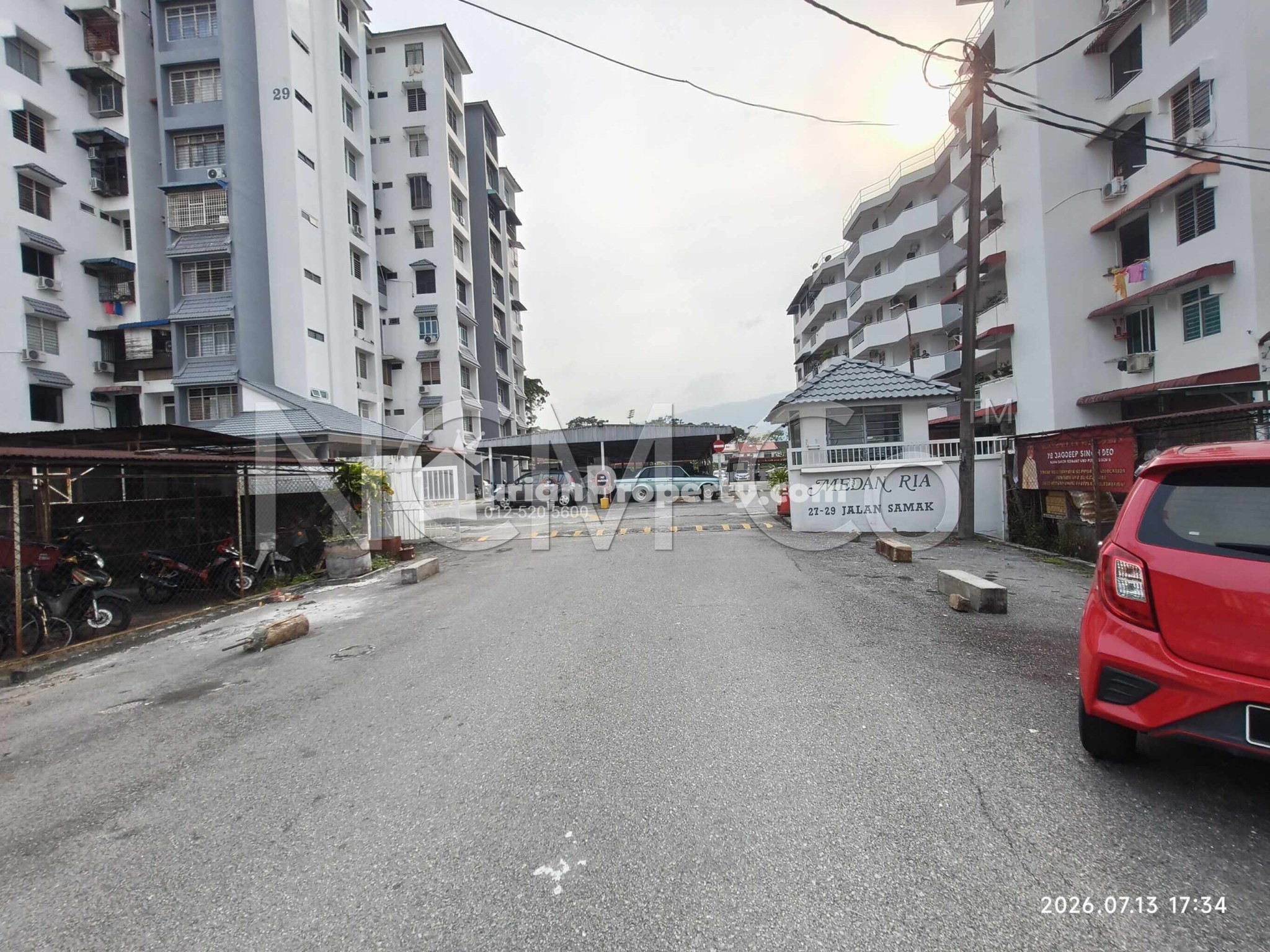 Apartment For Auction at Medan Ria