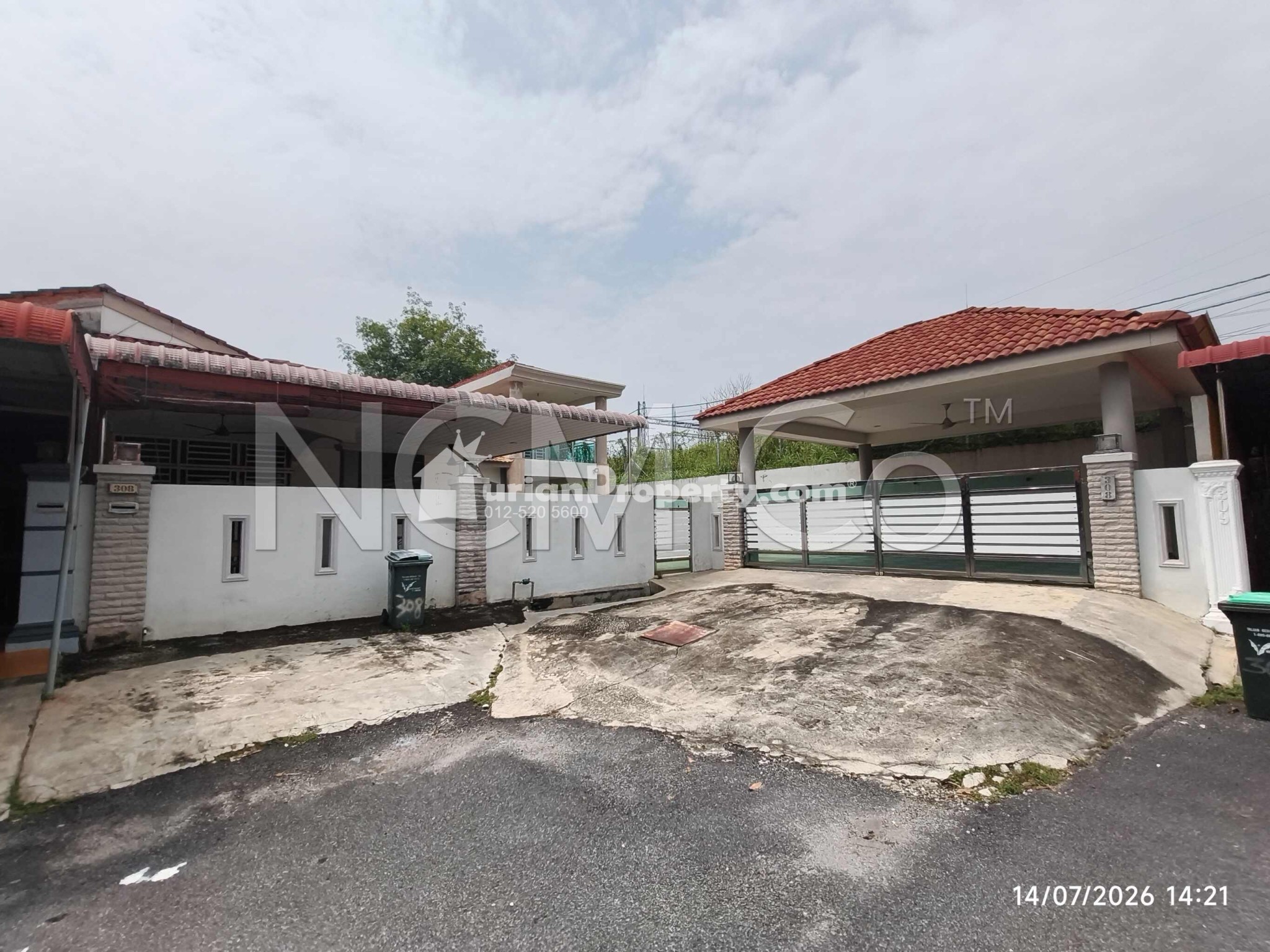Terrace House For Auction at Taman Ria Mesra 11