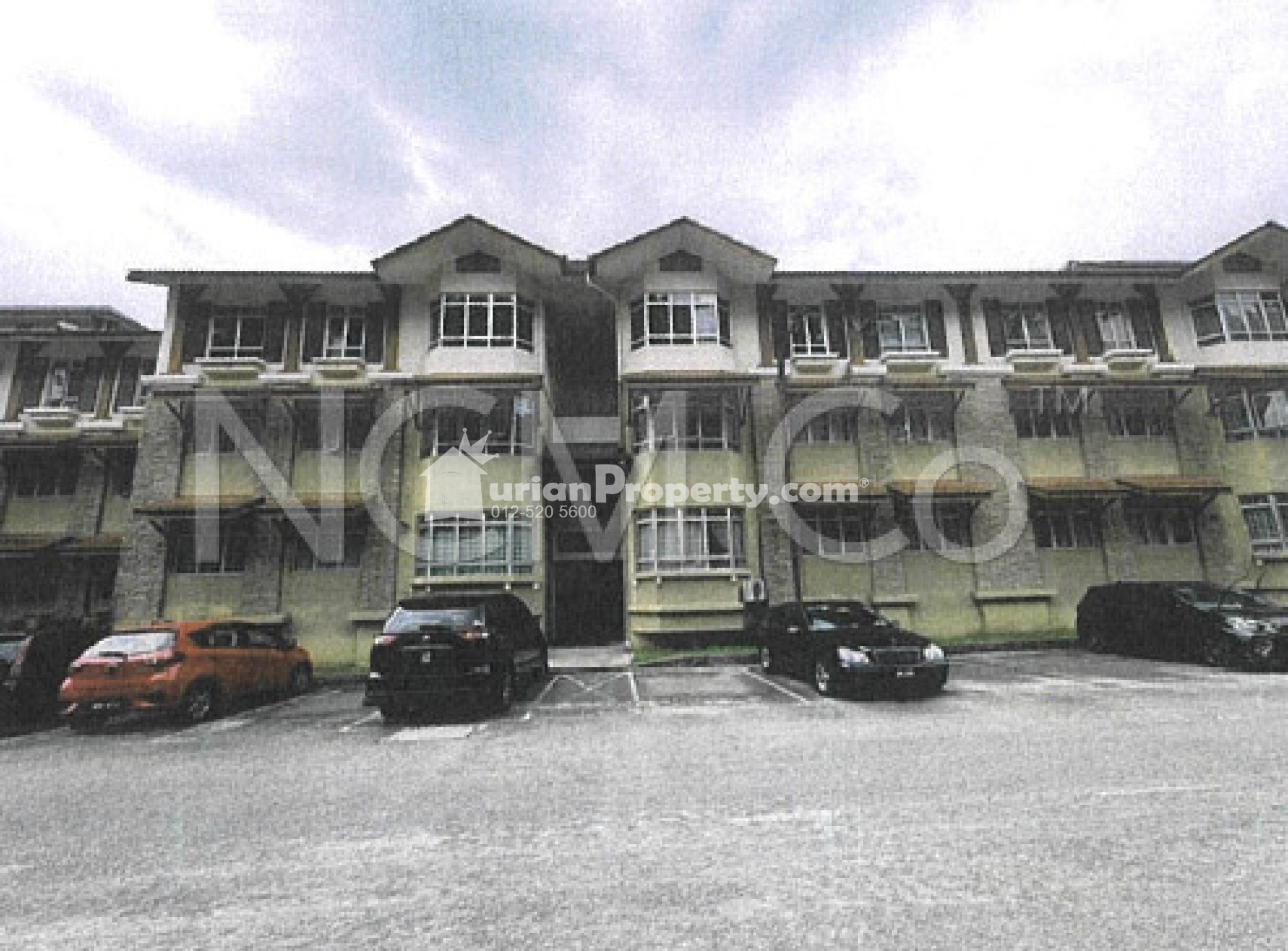 Apartment For Auction at D'Rimba