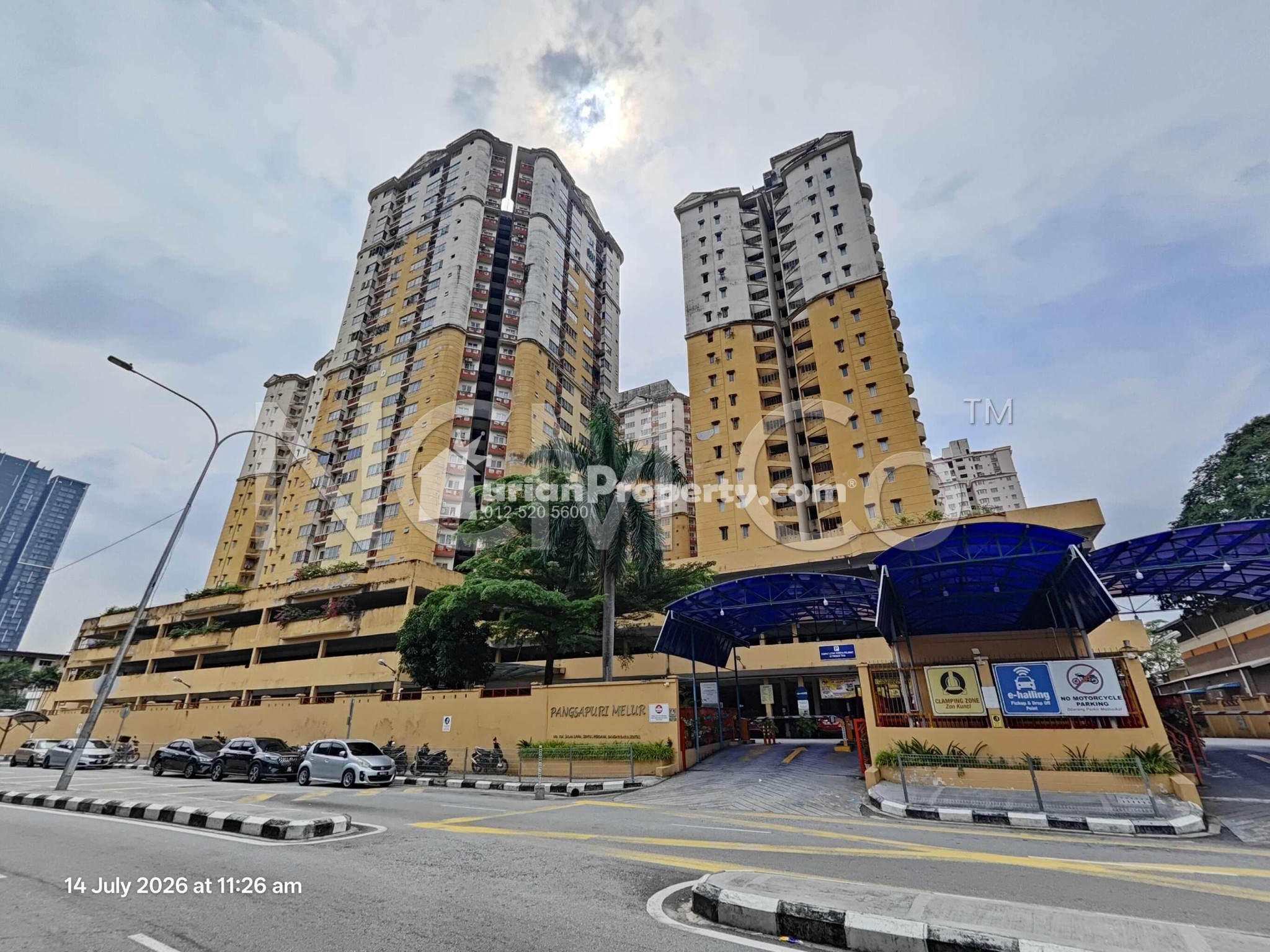 Apartment For Auction at Pangsapuri Melur