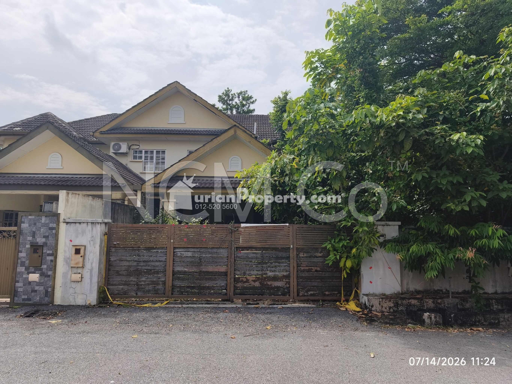 Semi D For Auction at Bukit Istana