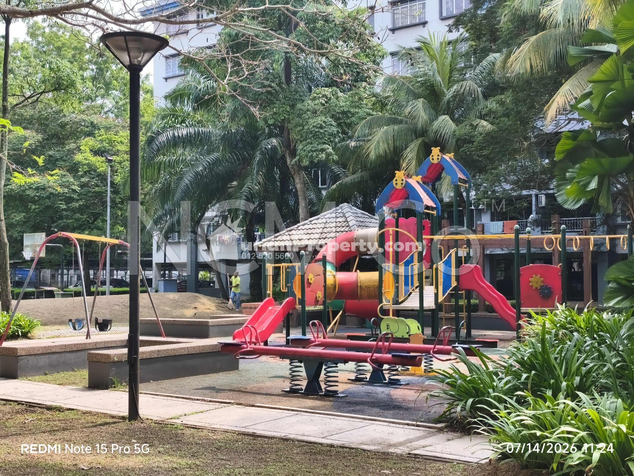 Apartment For Auction at Sri Akasia