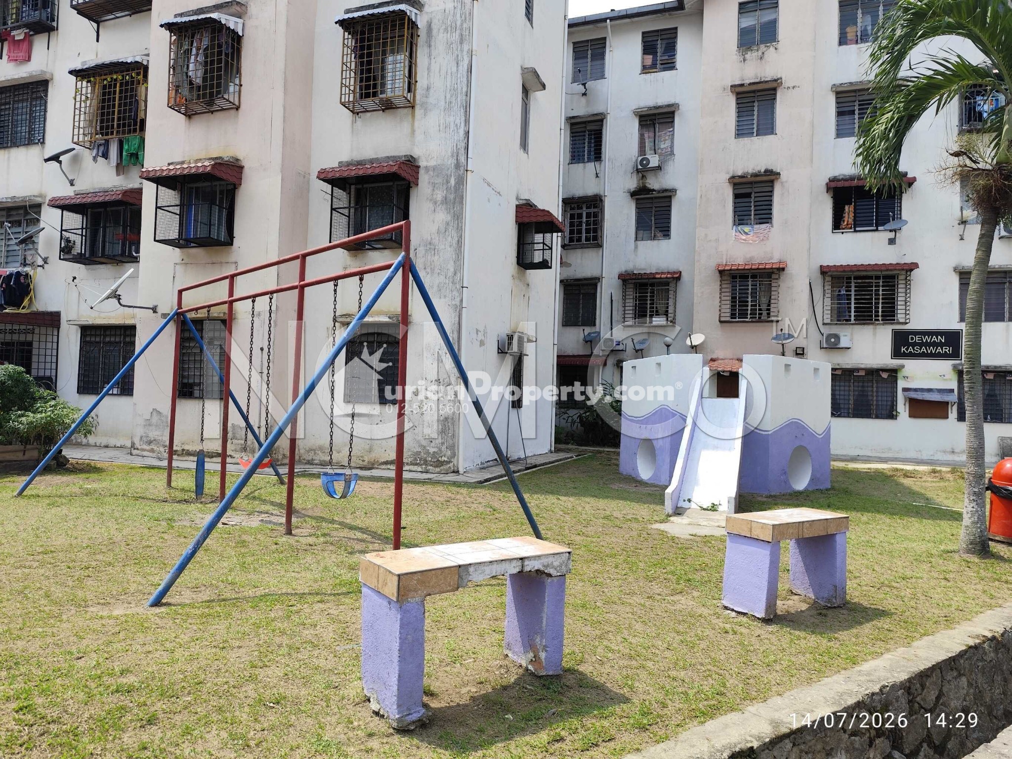 Apartment For Auction at Apartment Kasawari