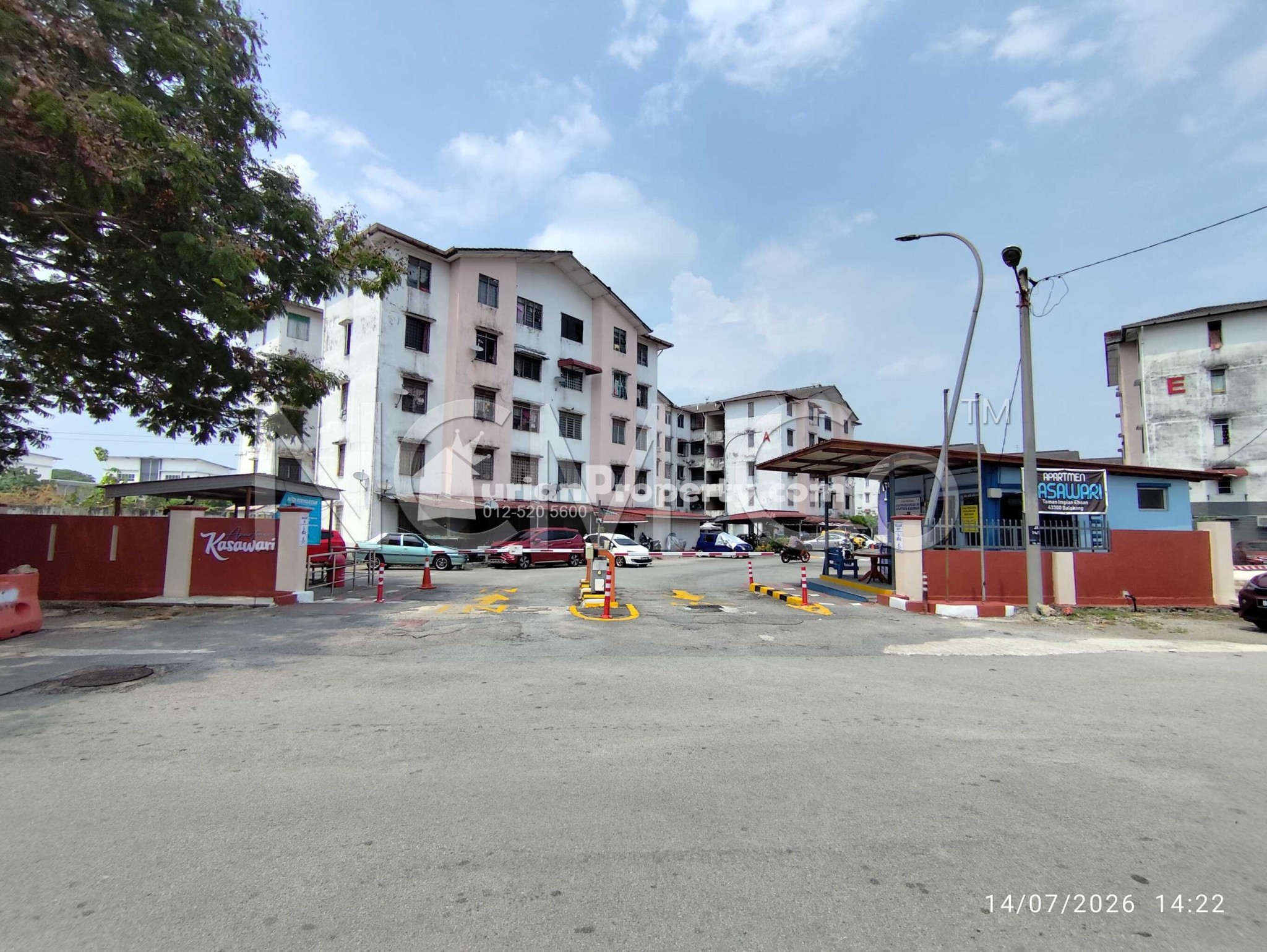 Apartment For Auction at Apartment Kasawari