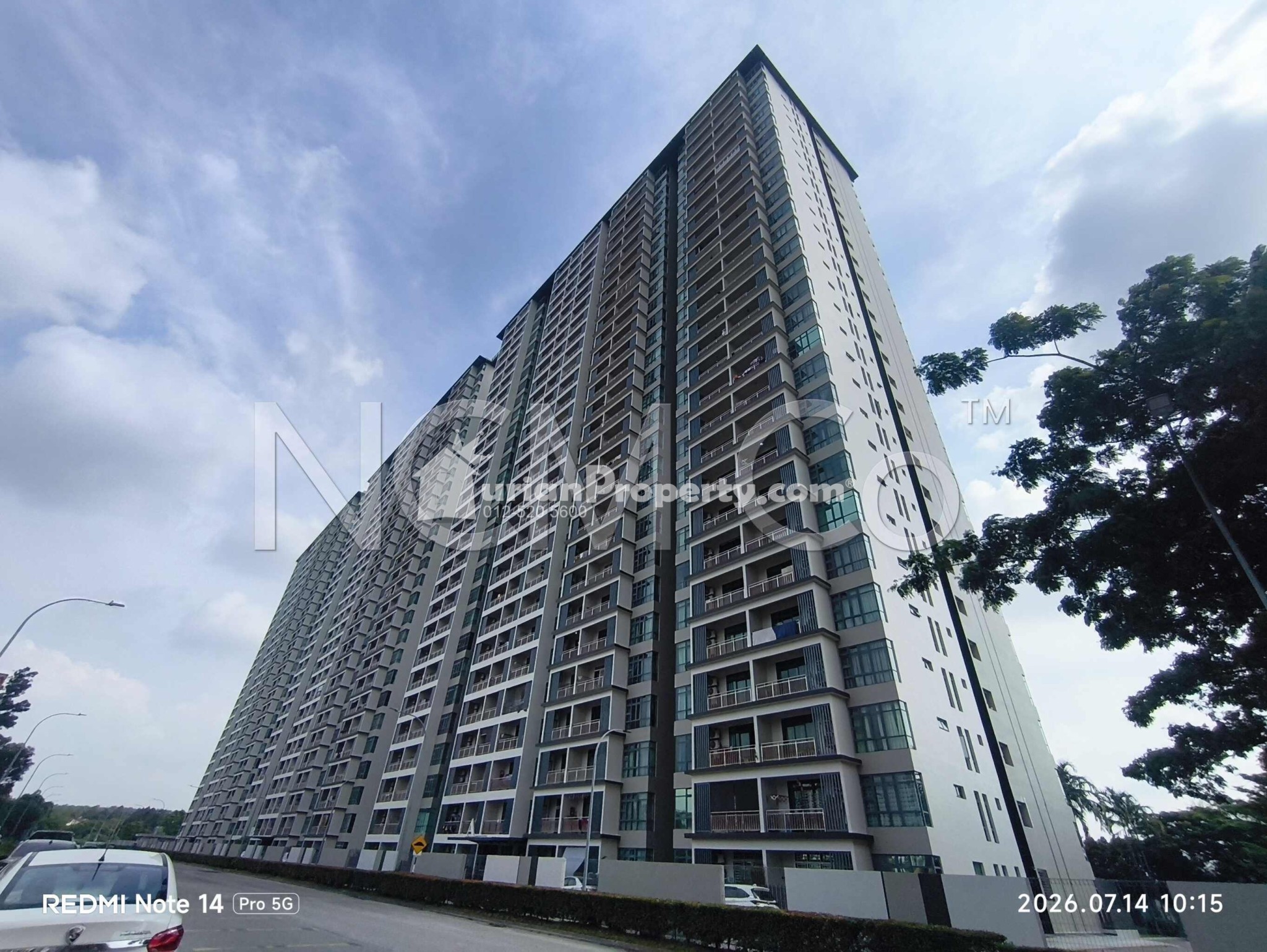Apartment For Auction at D'Secret Garden
