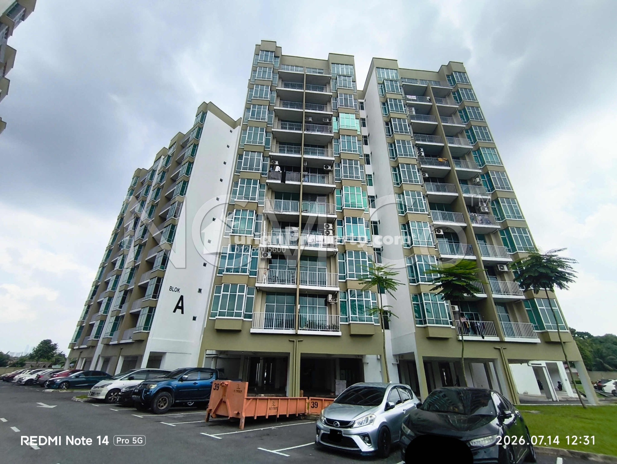 Apartment For Auction at Taman Seri Molek Perdana