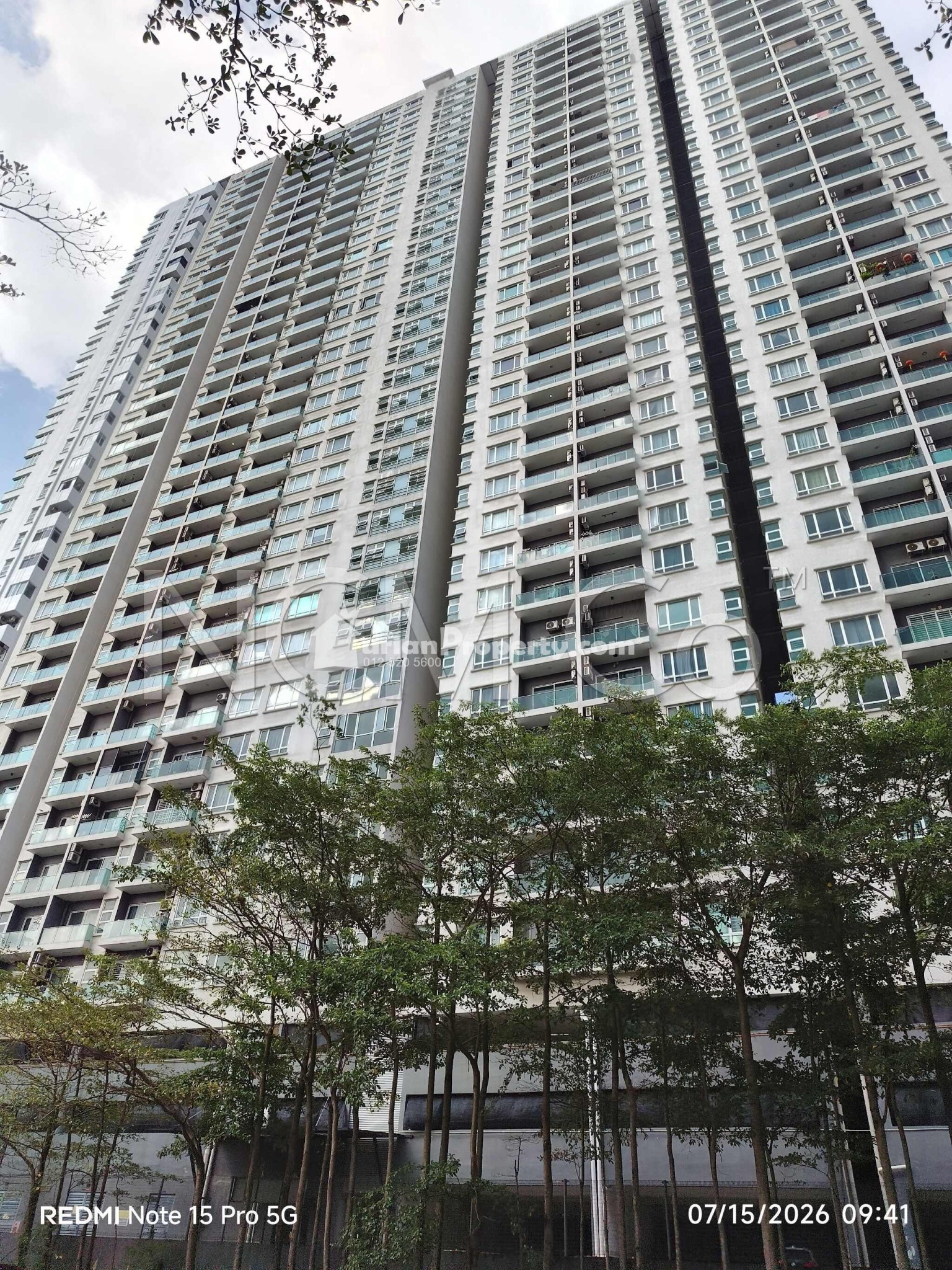 Serviced Residence For Auction at D'carlton Seaview Residences