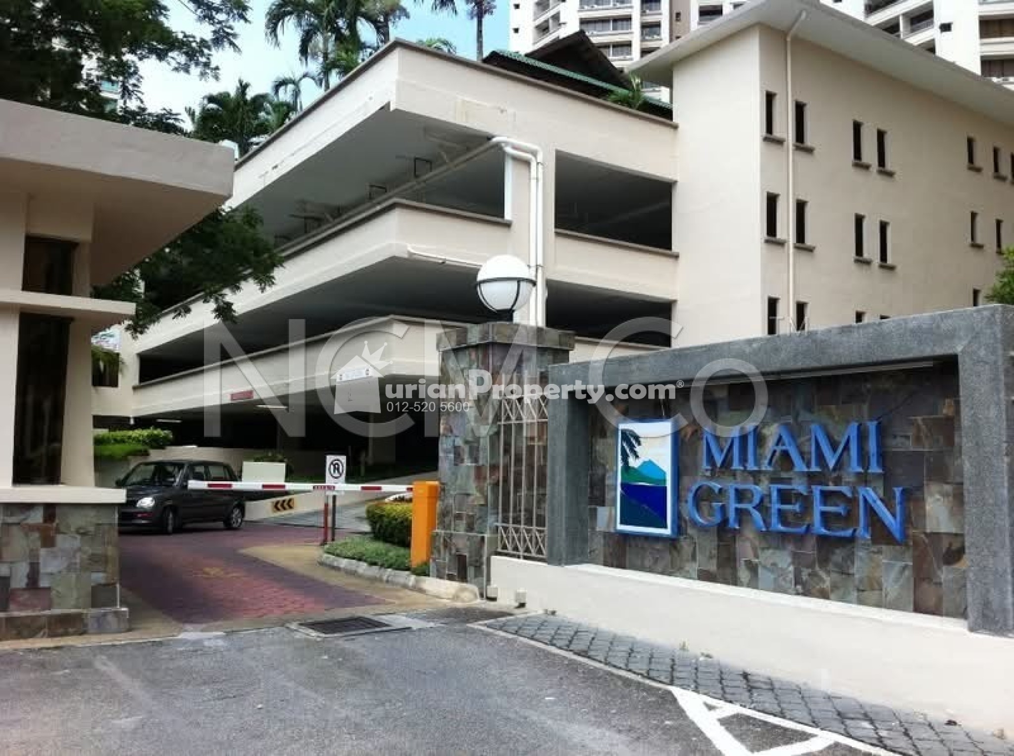 Condo For Auction at Miami Green