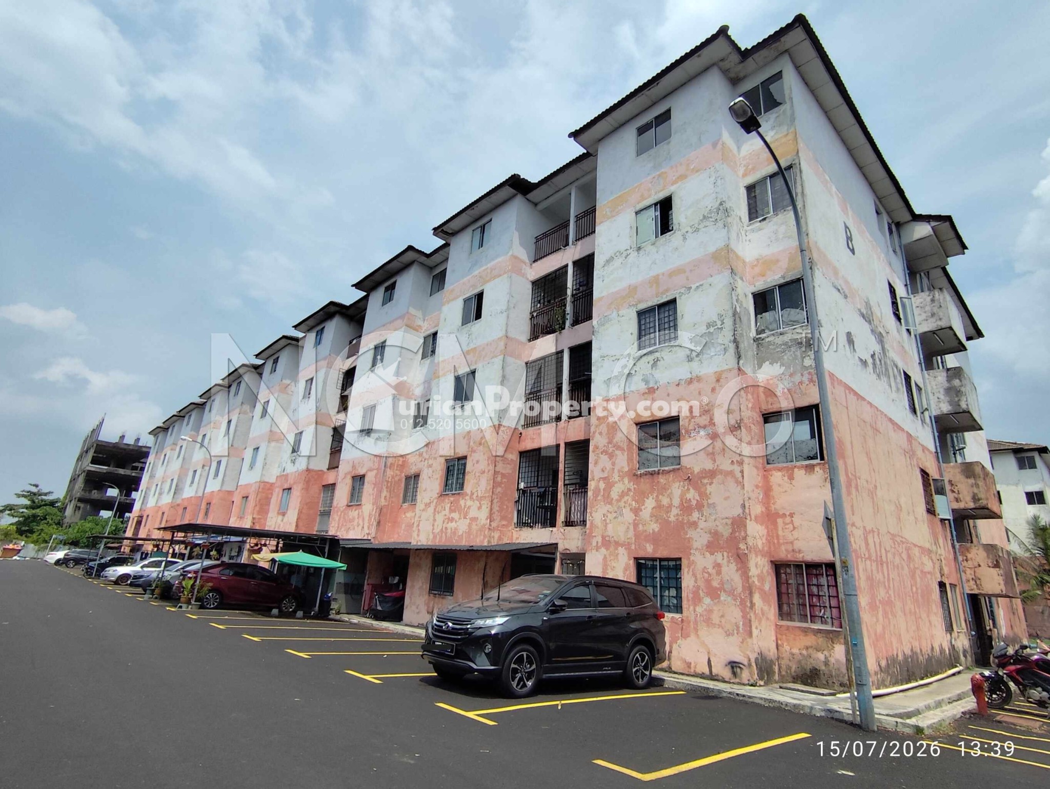 Apartment For Auction at Taman Sri Nelayan Flat