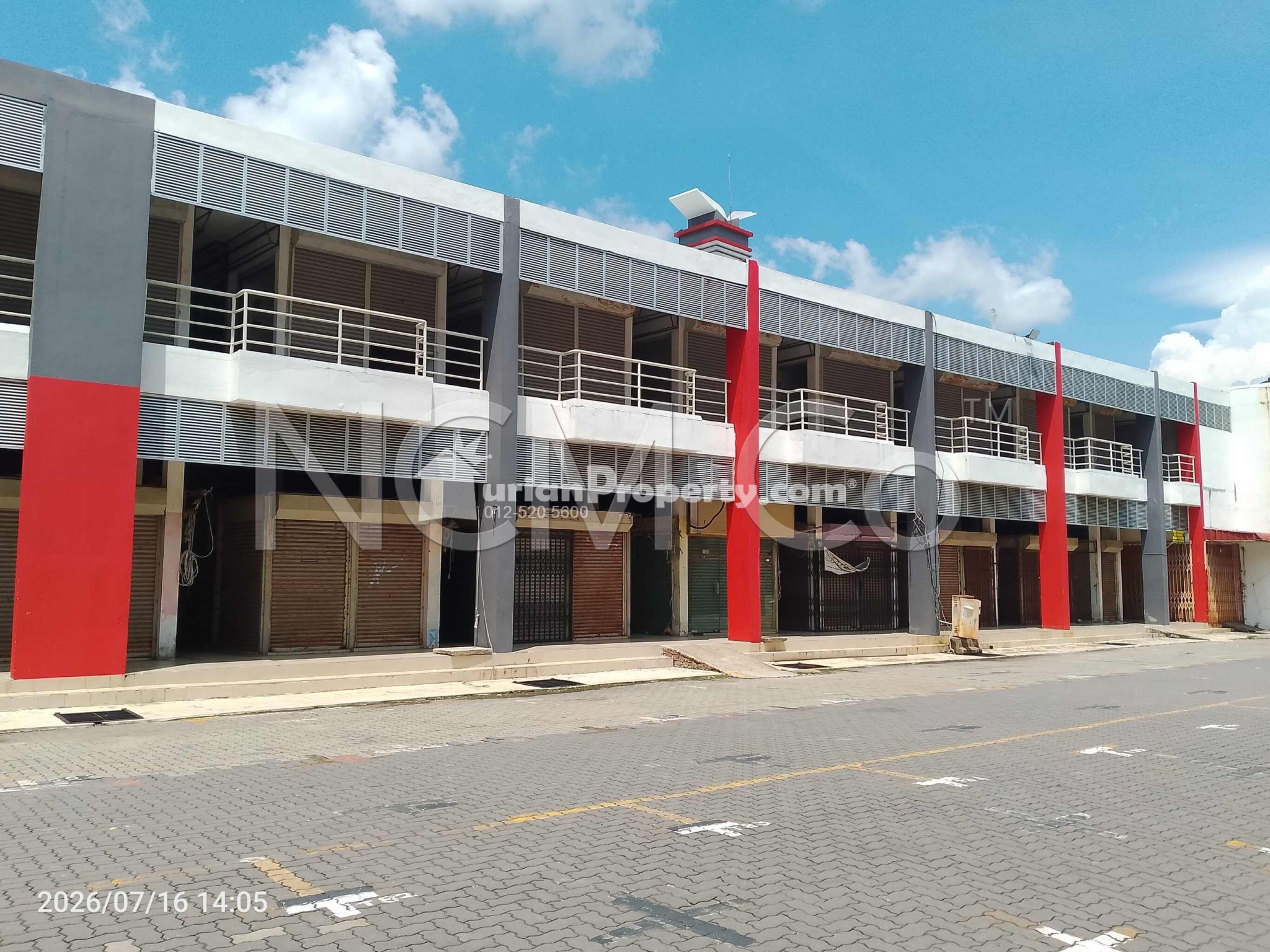 Shop For Auction at Wakaf Che Yeh