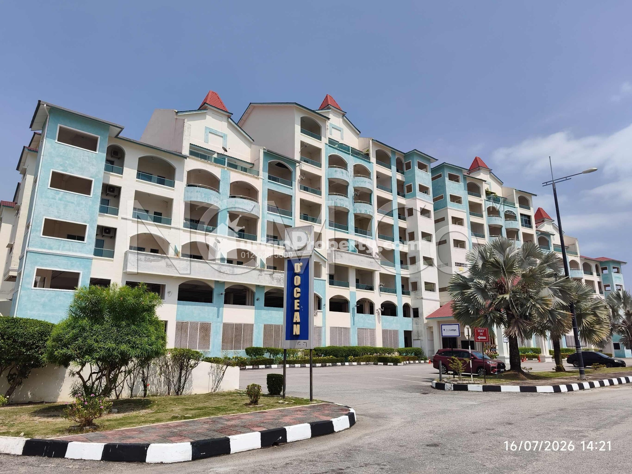 Serviced Residence For Auction at Laguna 2 @ Marina Island